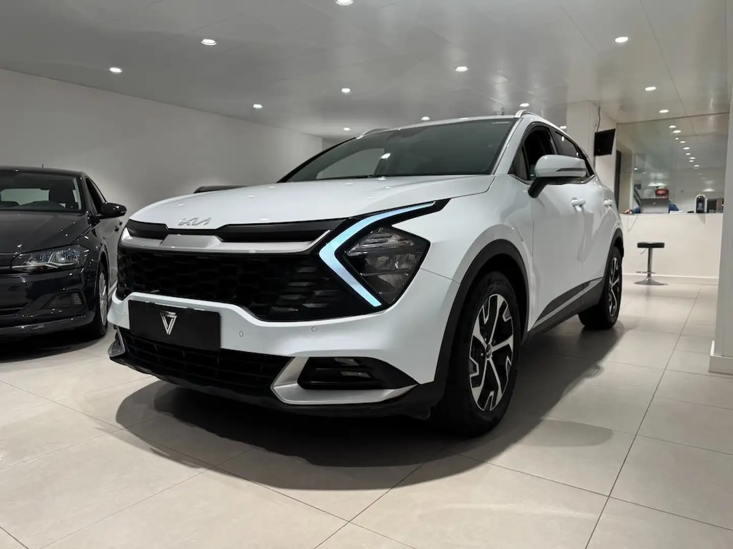 Kia Sportage Sportage V 2022 1.6 crdi mhev Style imt Bianco - 1