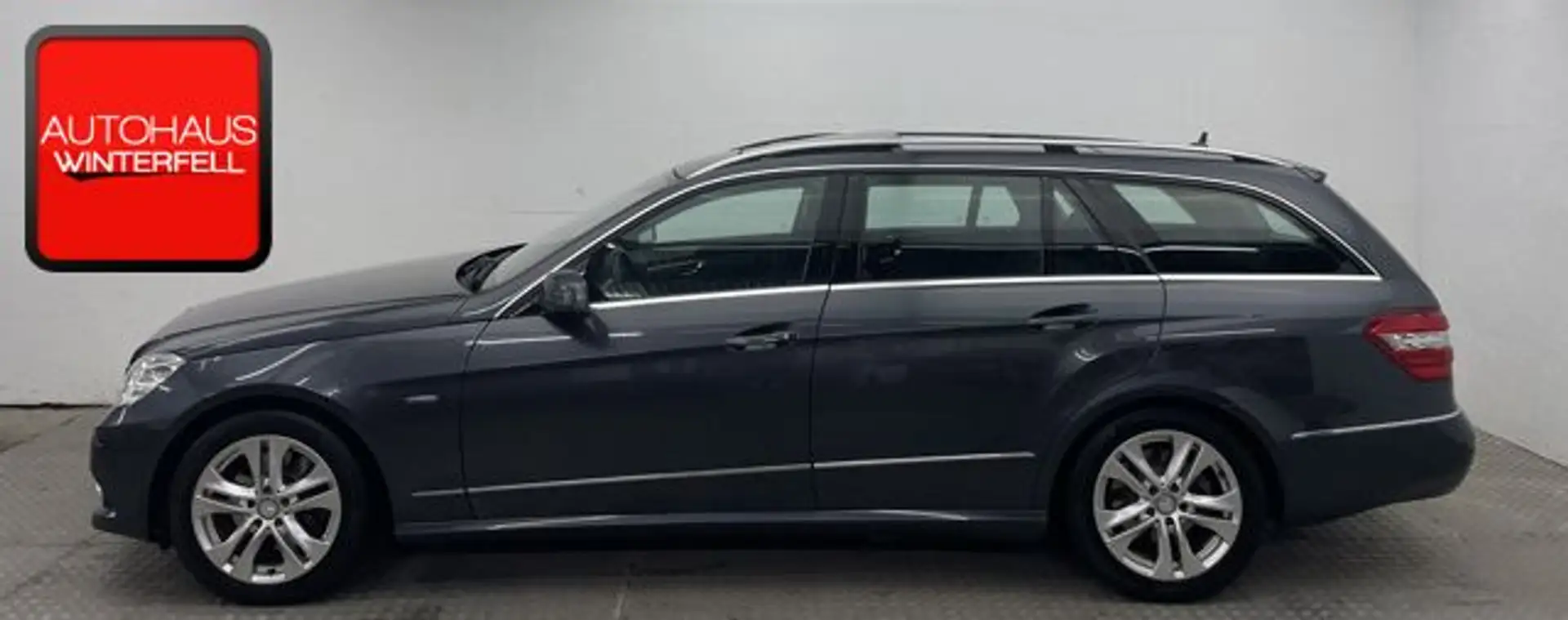 Mercedes-Benz E 300 T CDI AVANTGARDE PANO+AHK+NACHT+H&K+MEMORY Grau - 2