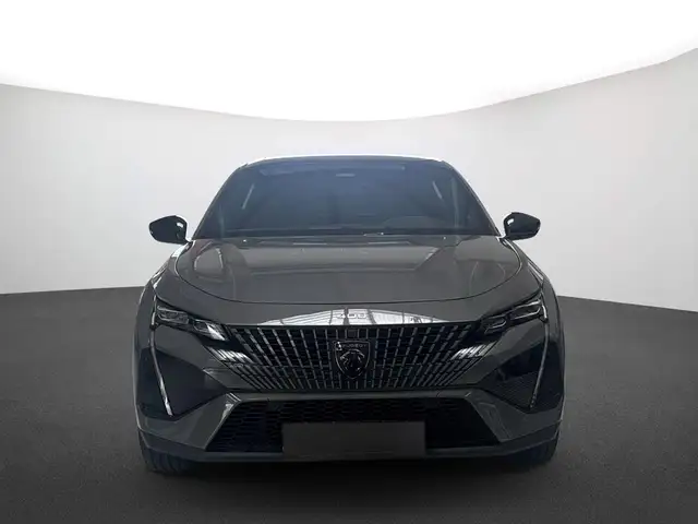 Peugeot 408 view 3