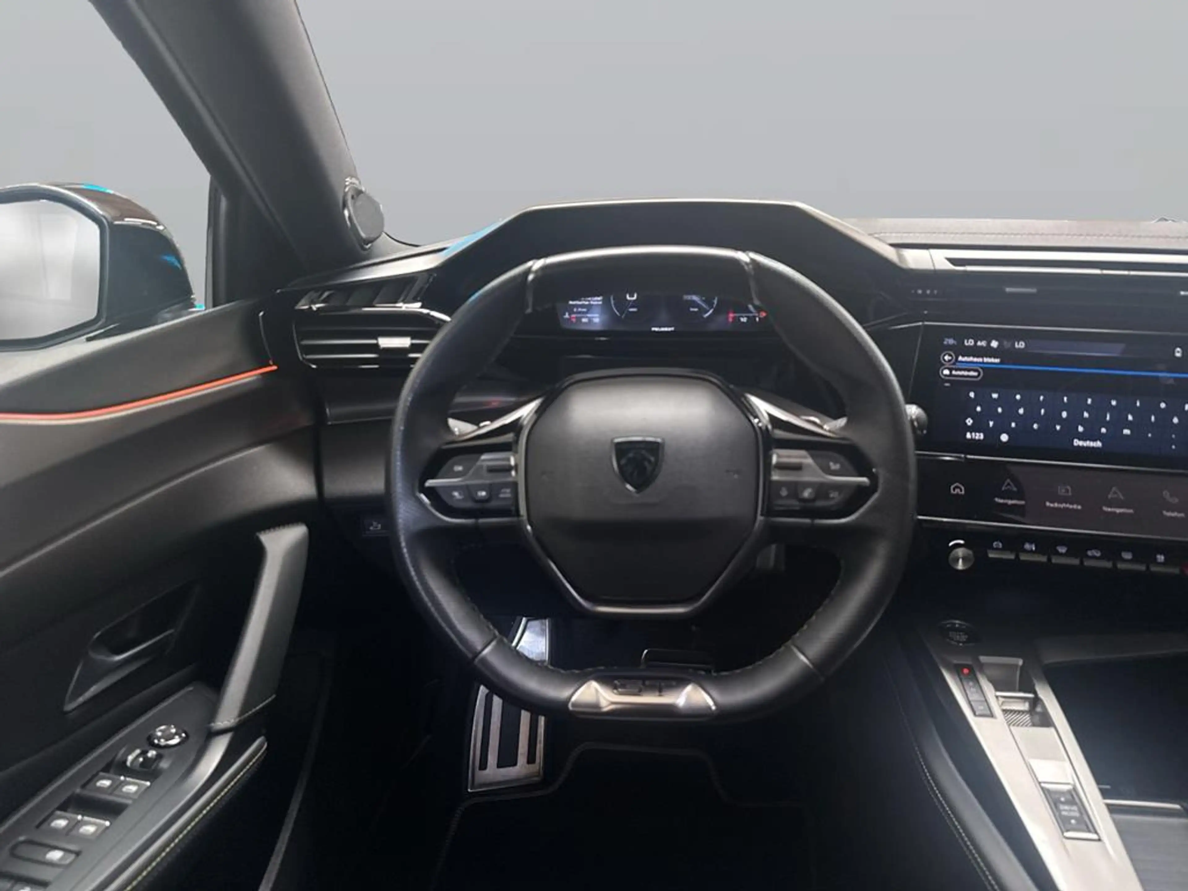 Peugeot 408 GT PureTech 130 EAT8 — photo 15