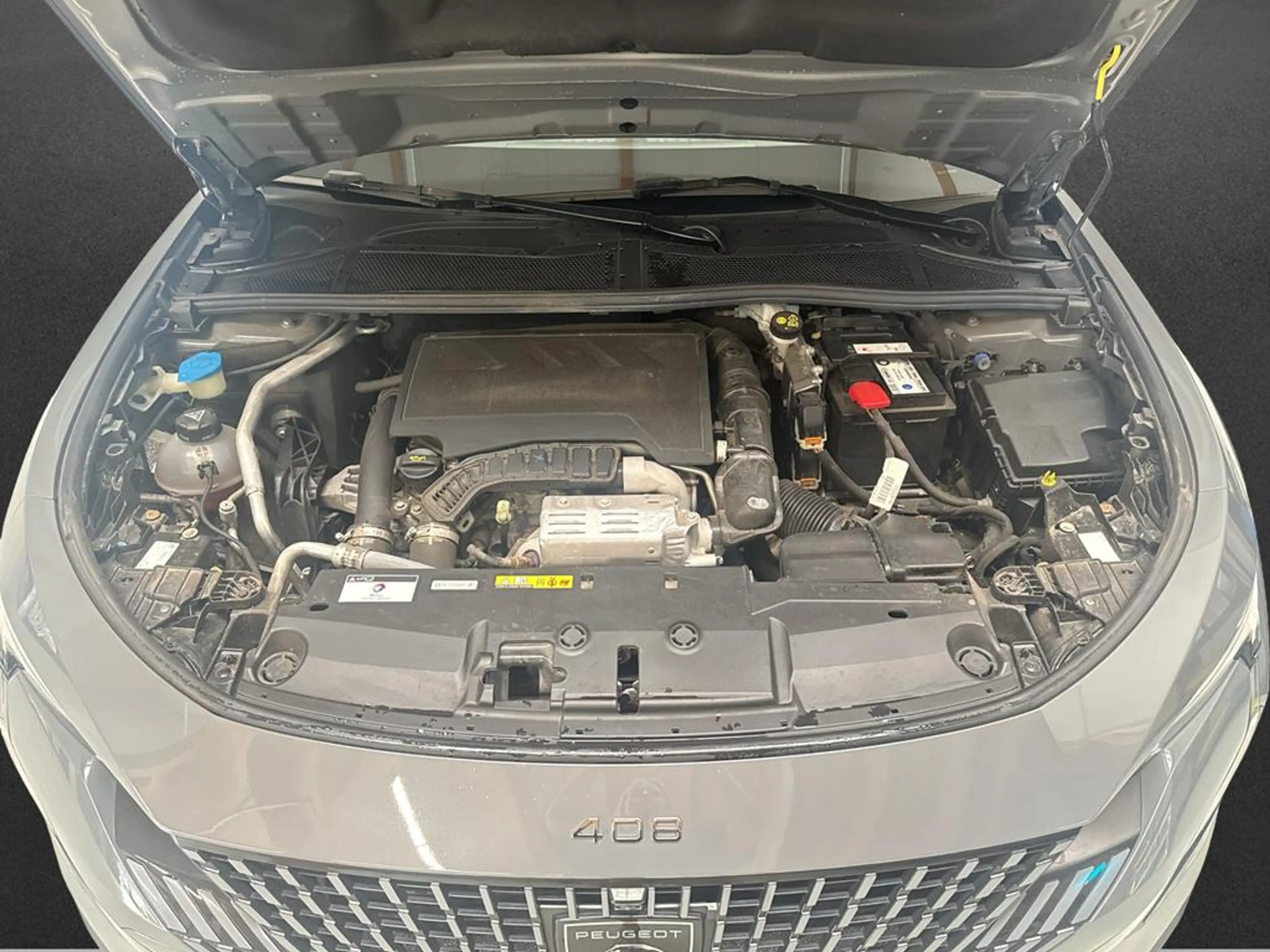 Peugeot 408 GT PureTech 130 EAT8 — photo 8