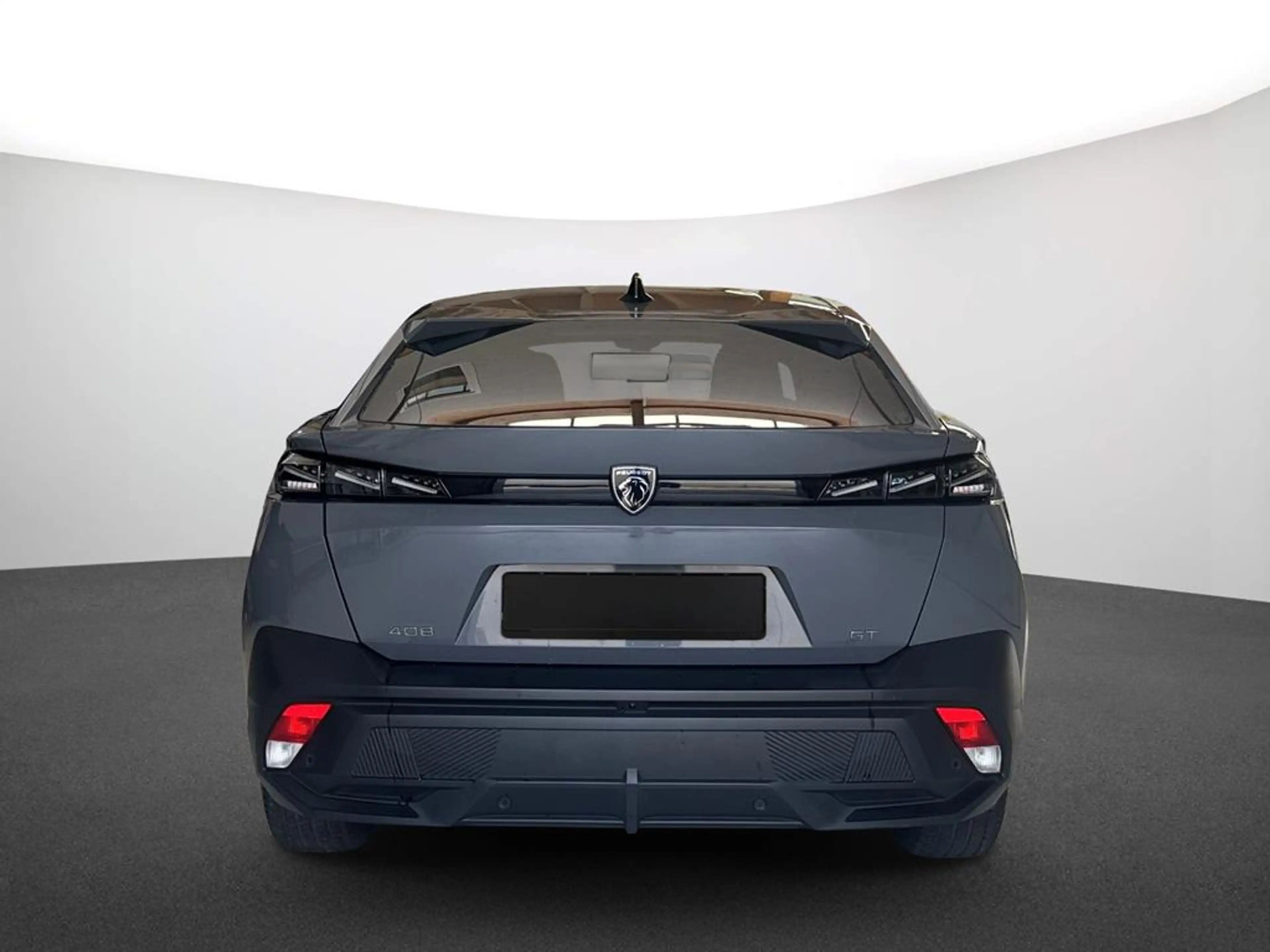 Peugeot 408 GT PureTech 130 EAT8 — photo 4