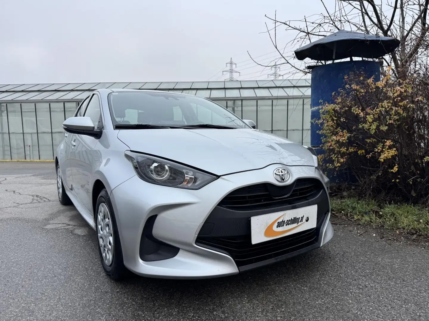 Toyota Yaris Active 1.Besitz Relax-Garantie 24.000KM CarPlay Silber - 1
