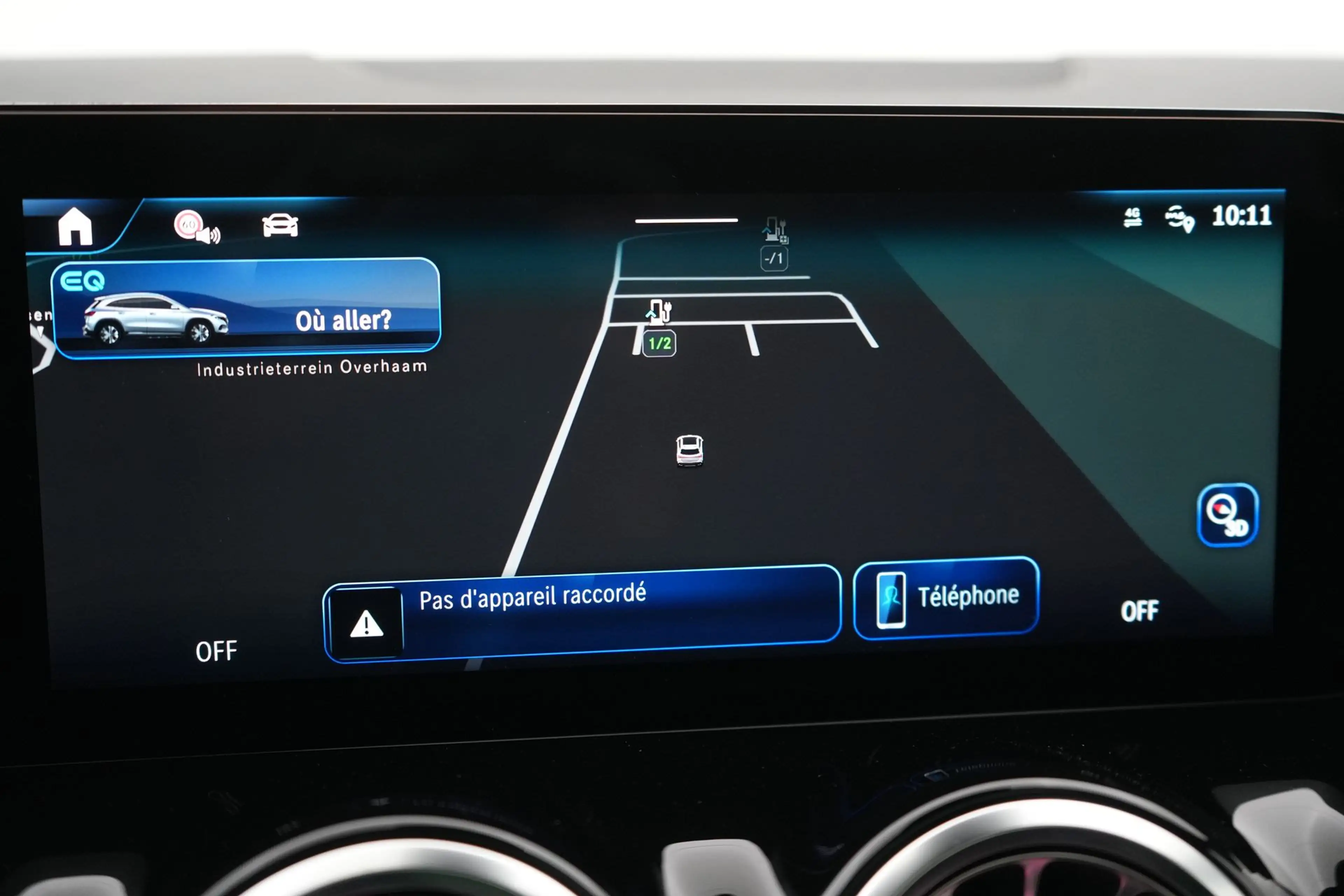 Mercedes-Benz EQA 300 4-Matic AMG Line LEDER/ALCANTARA LED GPS PDC CAM P — photo 15