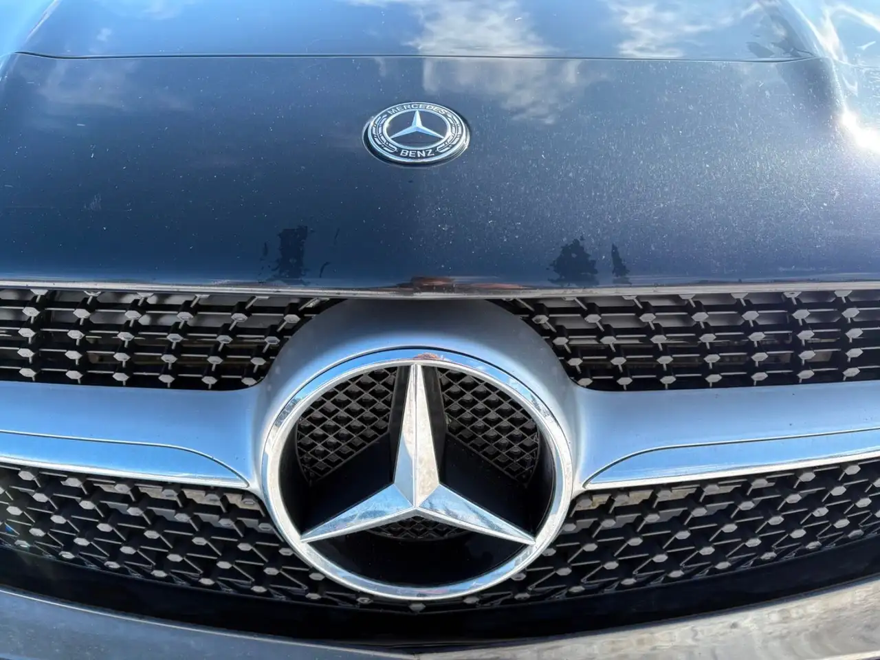 Mercedes-Benz CLA снимка Mercedes-Benz CLA