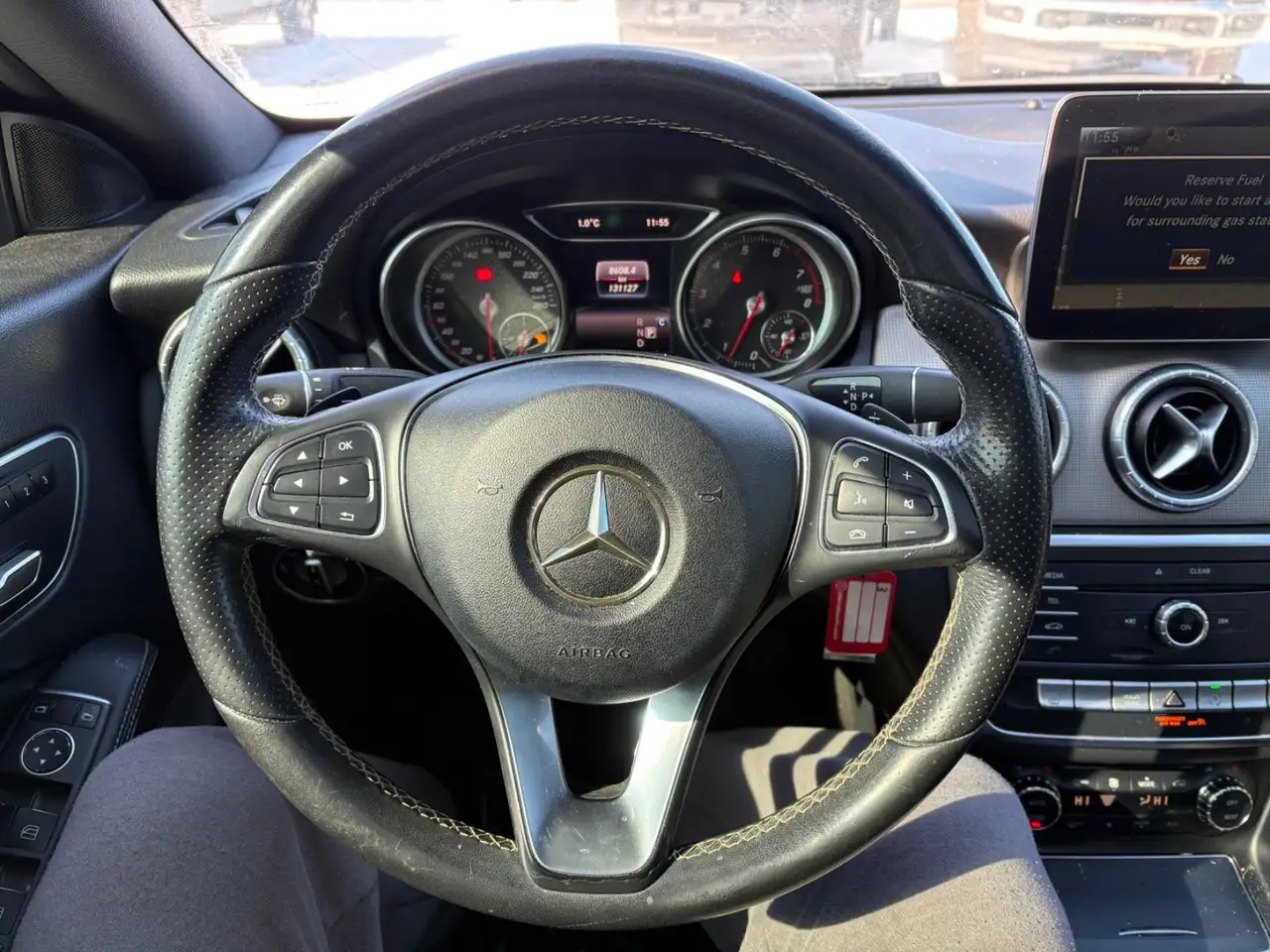 Mercedes-Benz CLA снимка Mercedes-Benz CLA