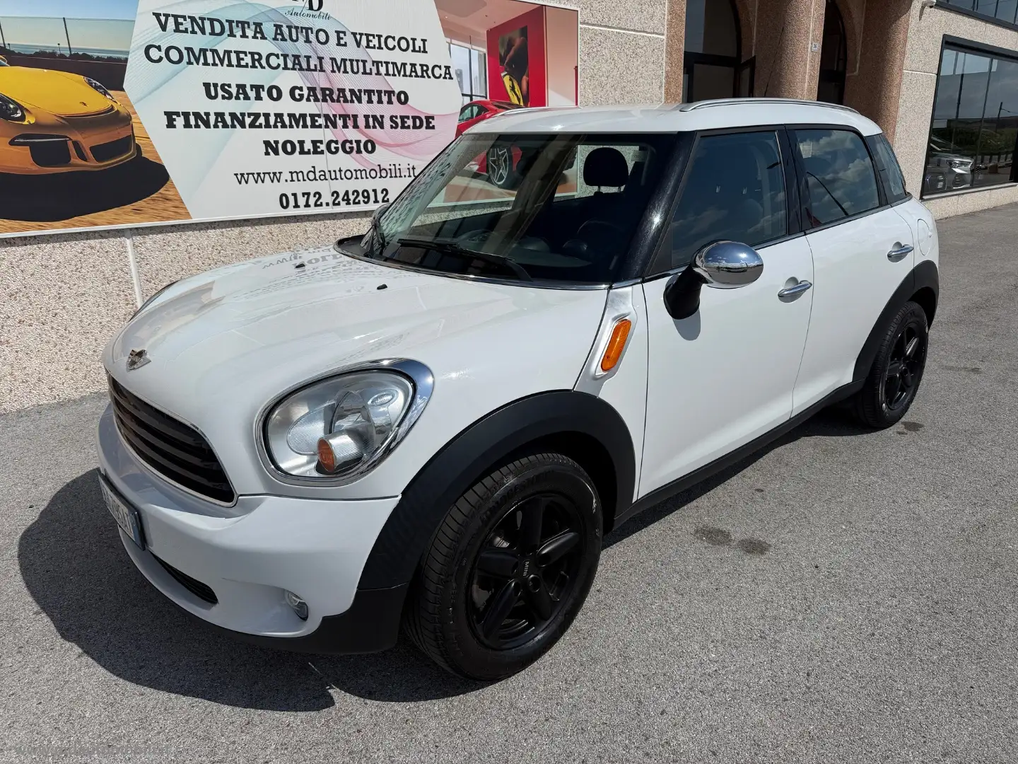 MINI One D Countryman Mini One D Countryman 90CV Білий - 1