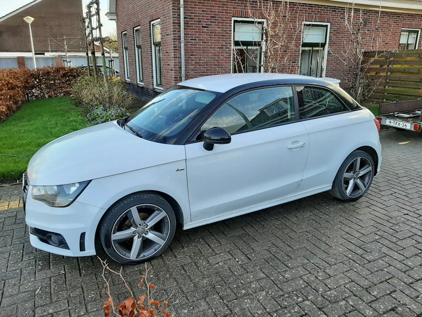 Audi A1 1.2 TFSI Admired Wit - 1