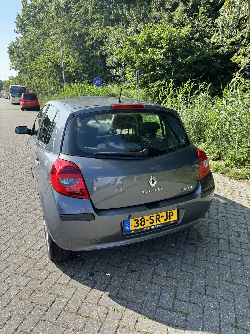 Renault Clio 1.4-16V Dynam.Luxe Blauw - 2