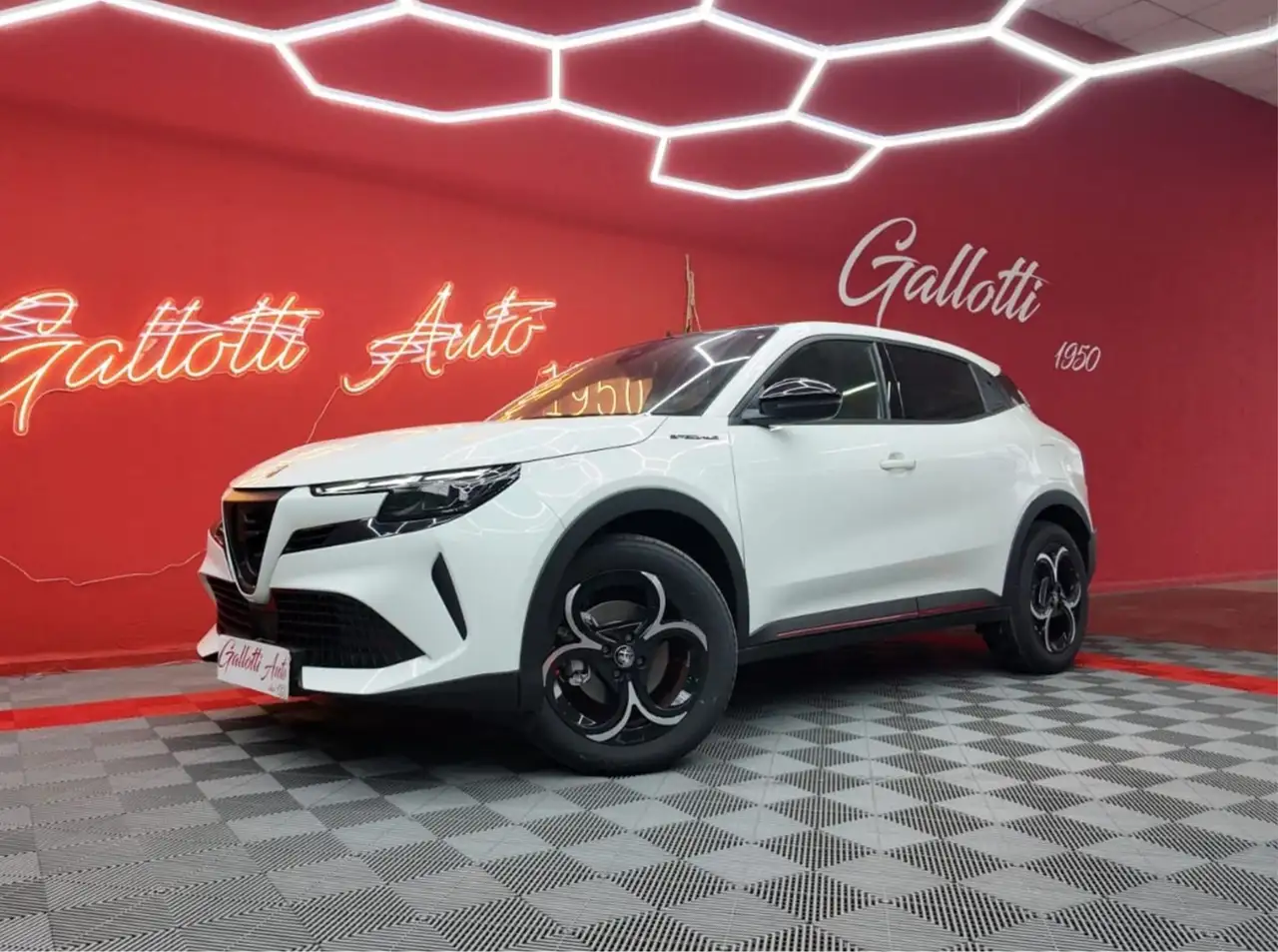 Alfa Romeo Junior 2025