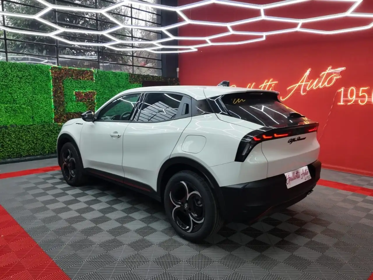 Alfa Romeo Junior 2025