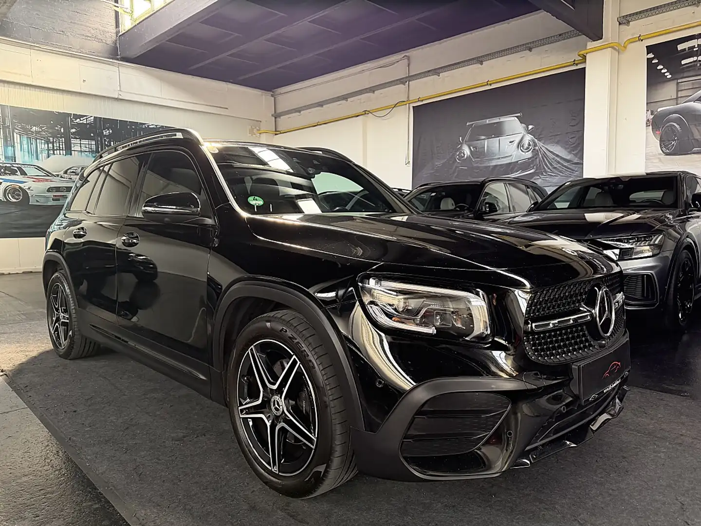 Mercedes-Benz GLB 200 d AMG Line 4Matic * VOLLAUSSTATTUNG * 1 BESITZ ... Schwarz - 2