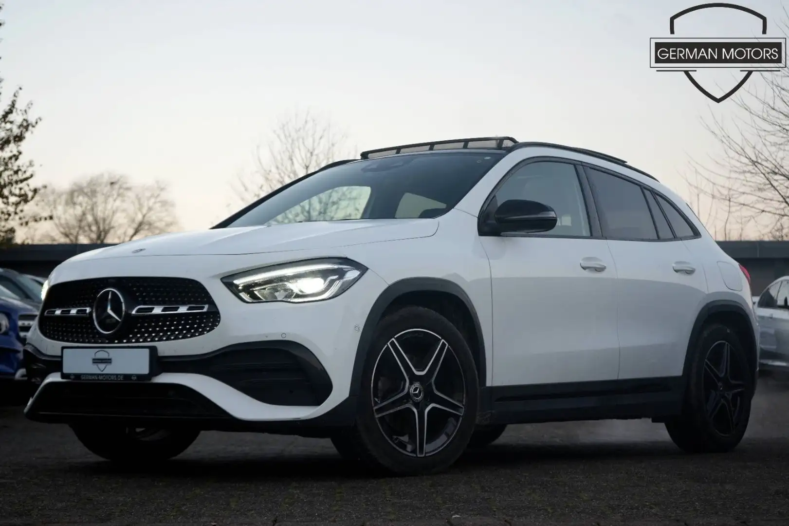 Mercedes-Benz GLA 200 d 4Matic AMG-LINE|NIGHT|PANO|CAM|DISTR. Blanc - 1
