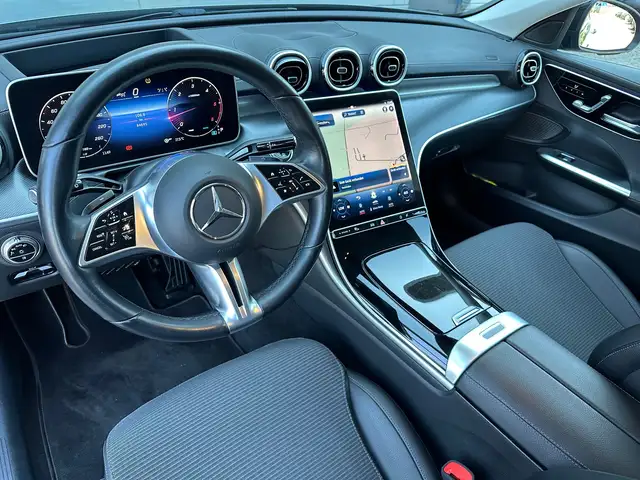 Mercedes-Benz 300 view 10