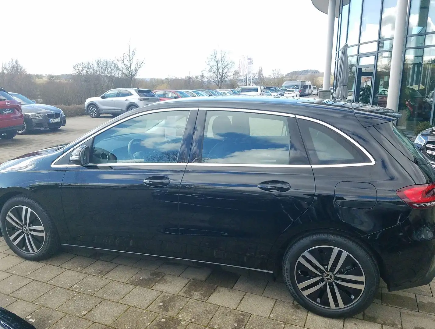 Mercedes-Benz B 200 , MBUX High-End-Paket, Business-Paket, Progress... Zwart - 2