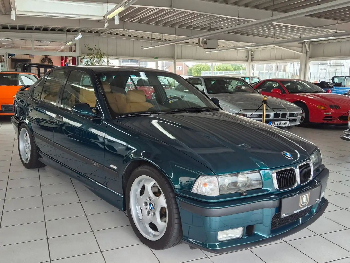 BMW M3 /Ch-Fzg./Traumhafte Farbgebung+1A Sammler Verde - 1