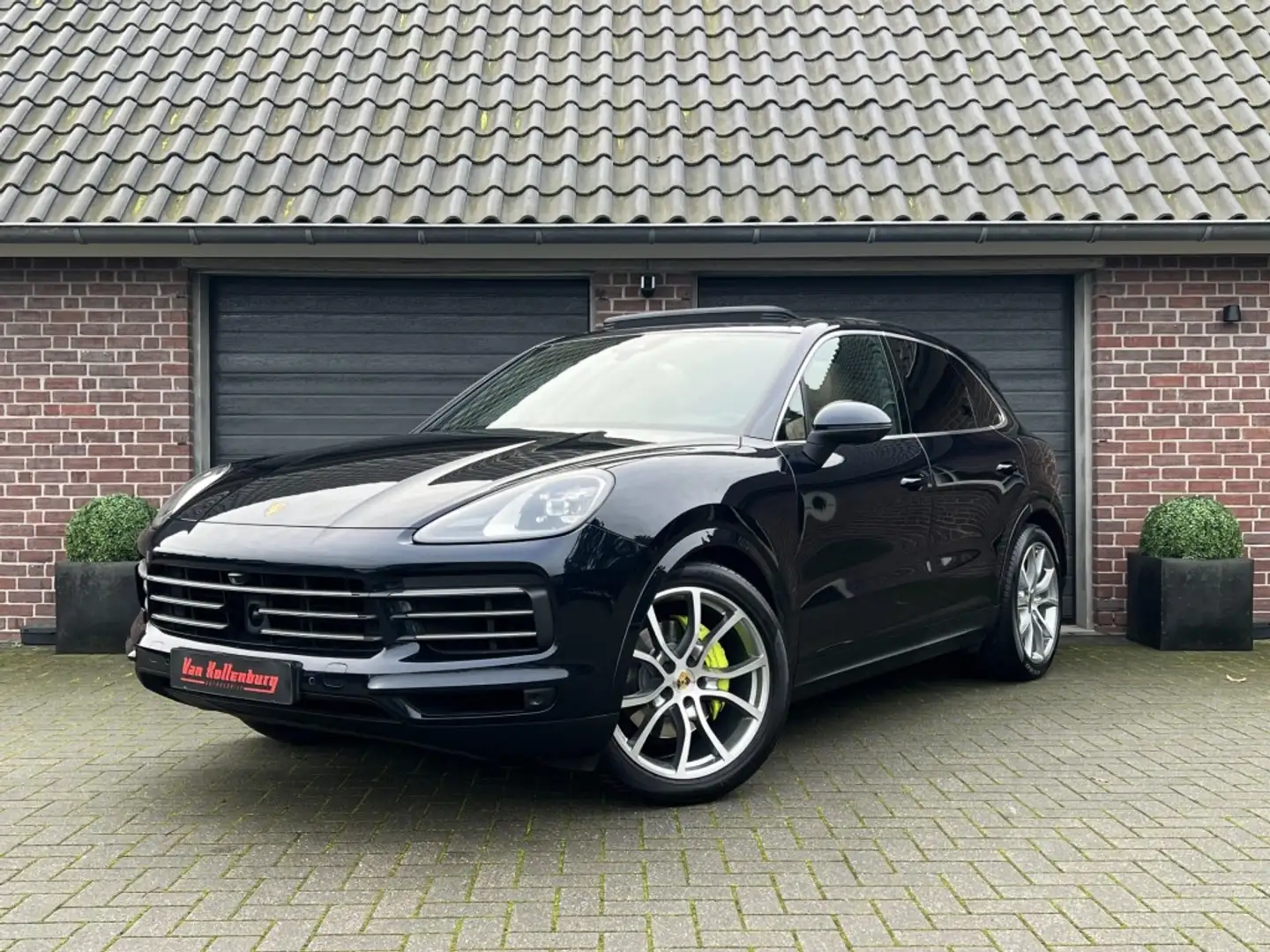 Porsche Cayenne 3.0 E-Hybrid 462PK Pano Bose Memory 360 Trekhaak O Blauw - 1