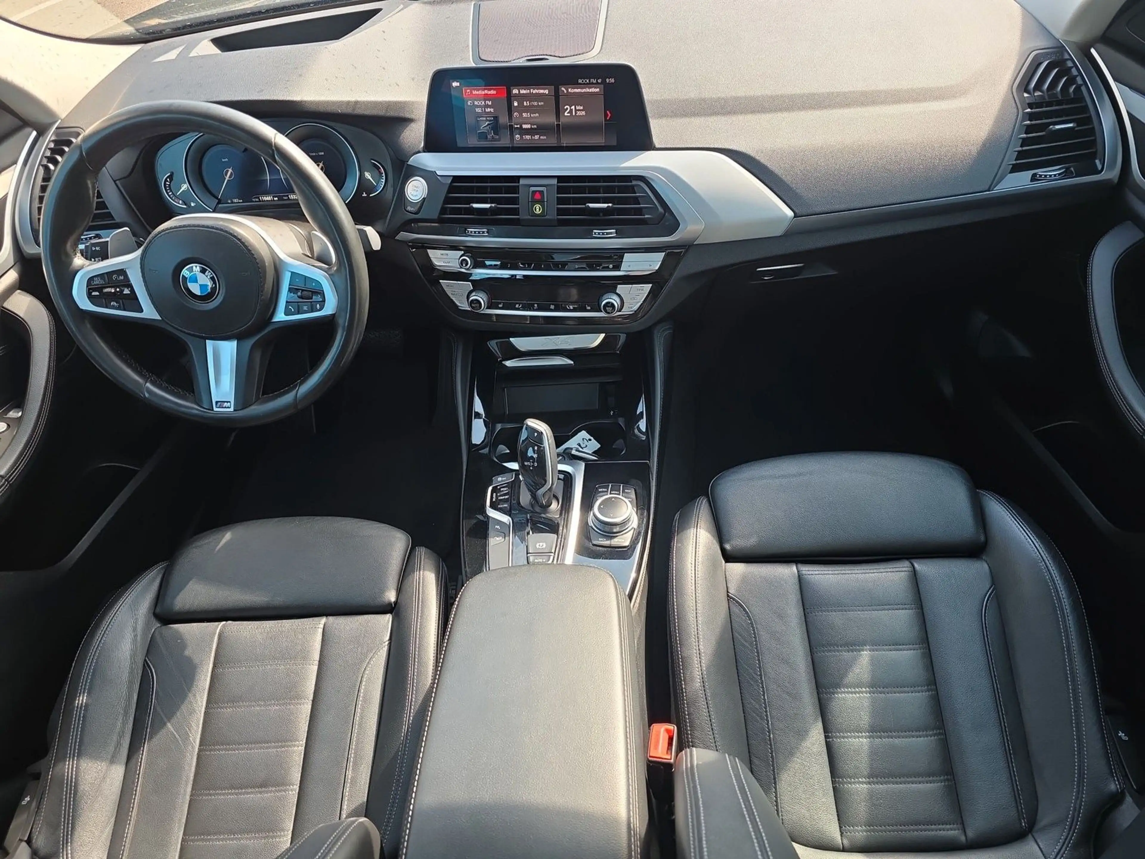 BMW X4 xDrive 30 i xLine Panorama — photo 11