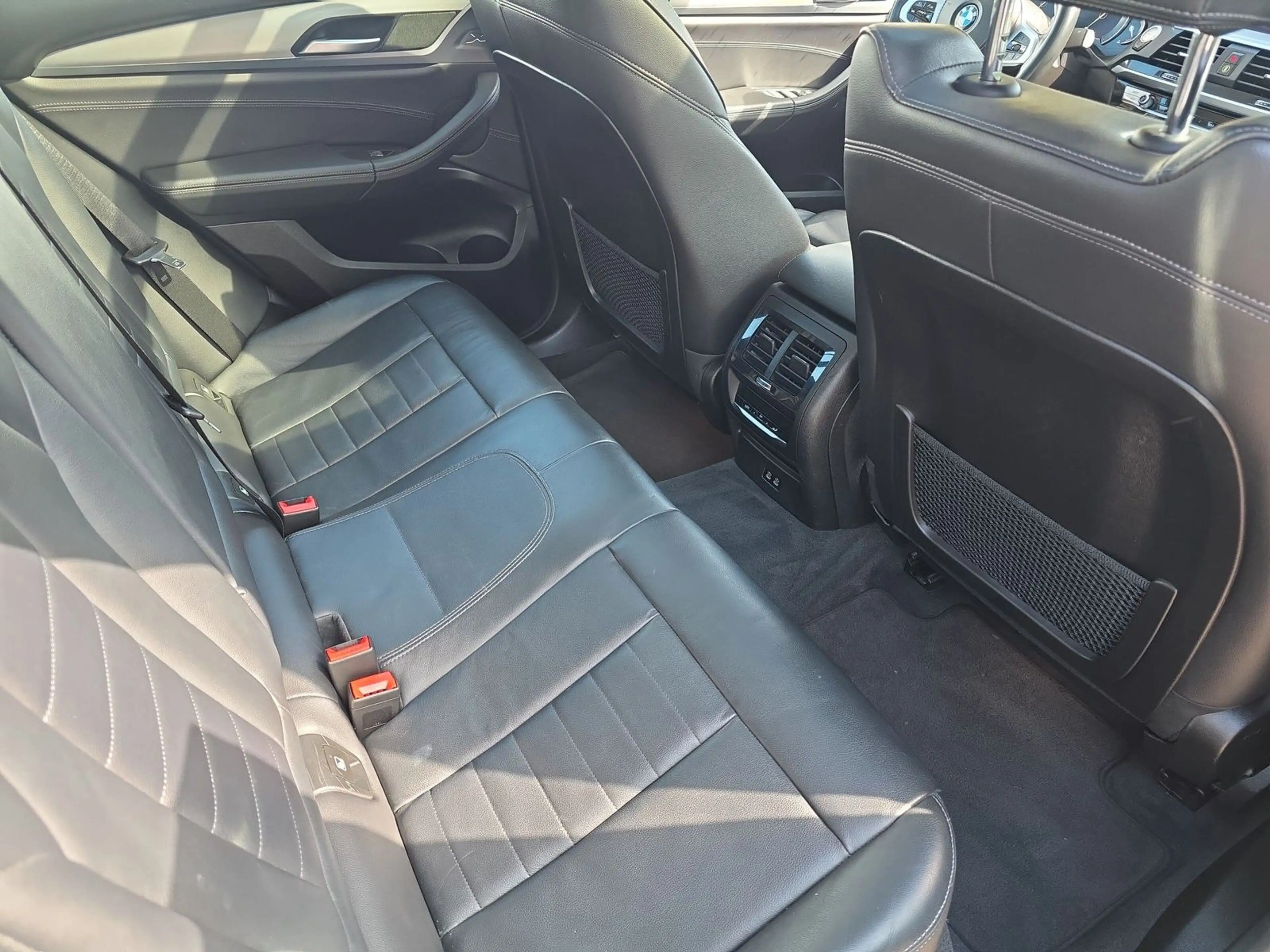 BMW X4 xDrive 30 i xLine Panorama — photo 10