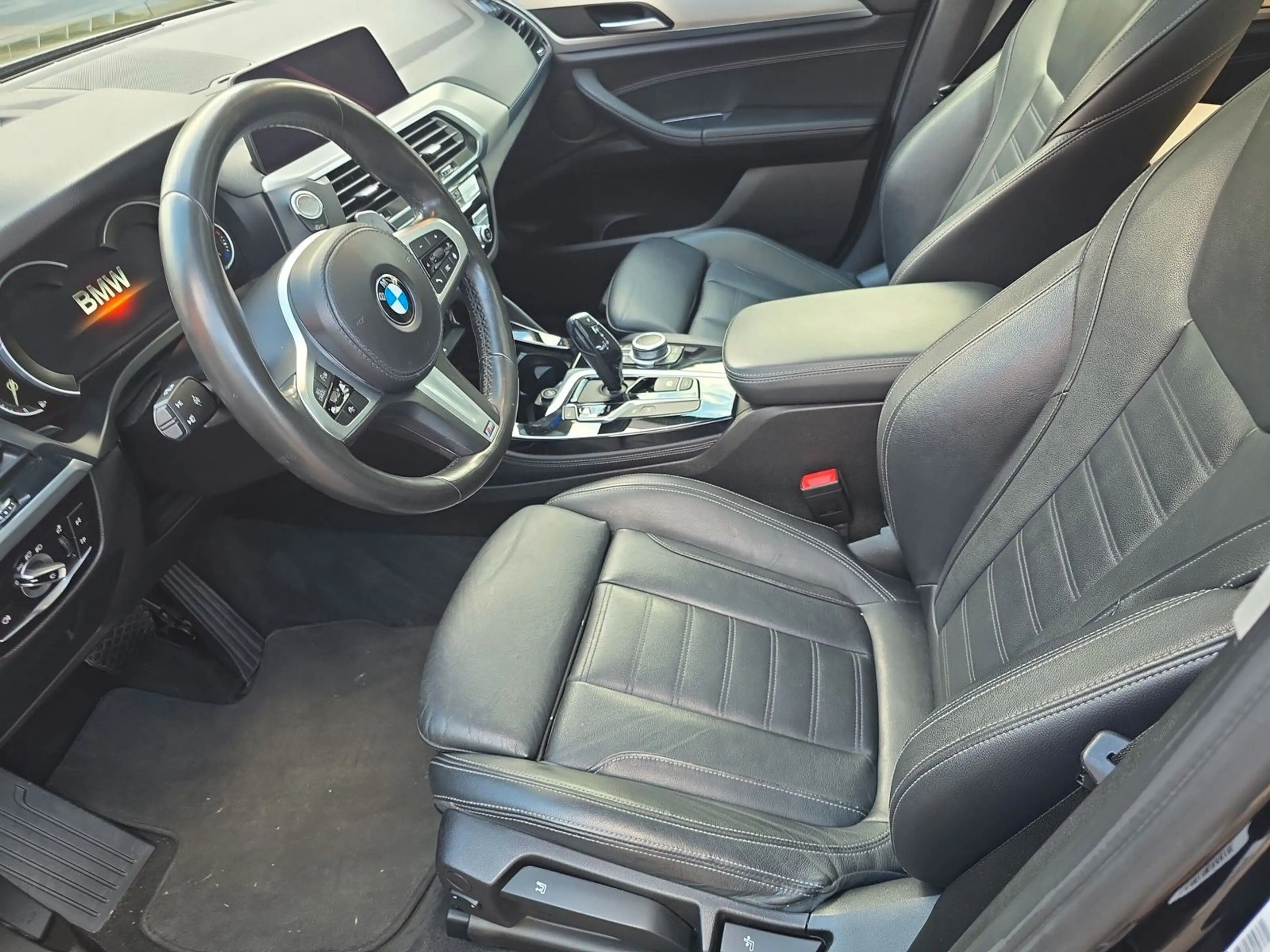 BMW X4 xDrive 30 i xLine Panorama — photo 14