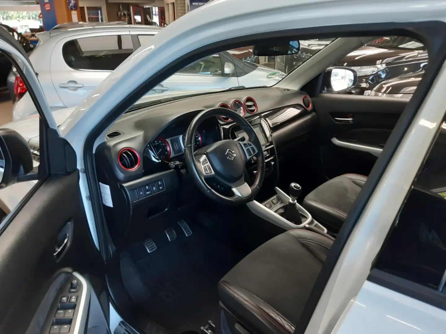 Suzuki Vitara 1.4 S CLIMA NAVI LMV TREKHAAK CRUISE 2E EIGENAAR! Blanco - 2