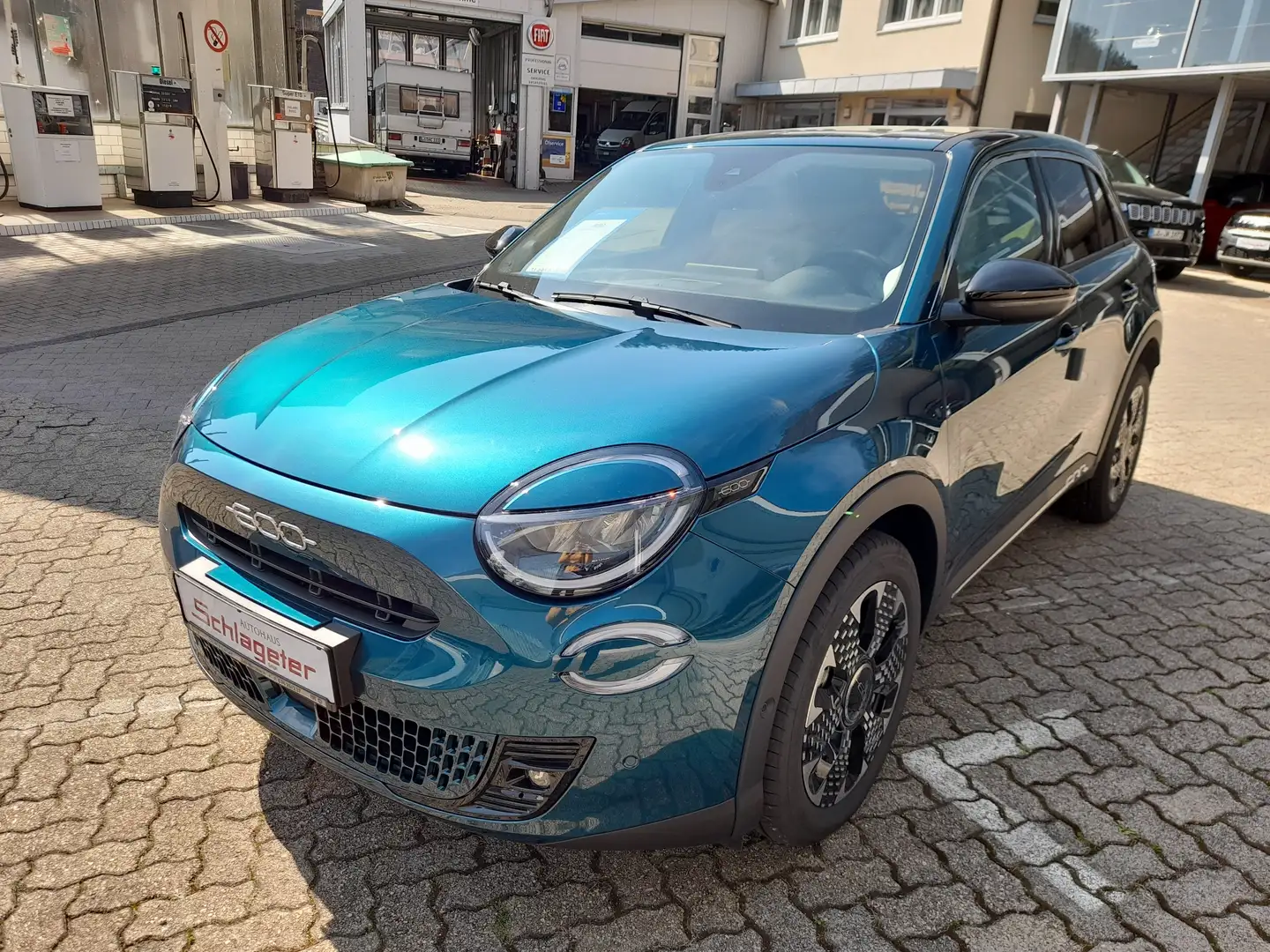 Fiat 600 Hybrid La Prima 1.2 T3 (100PS) DCT Grün - 1