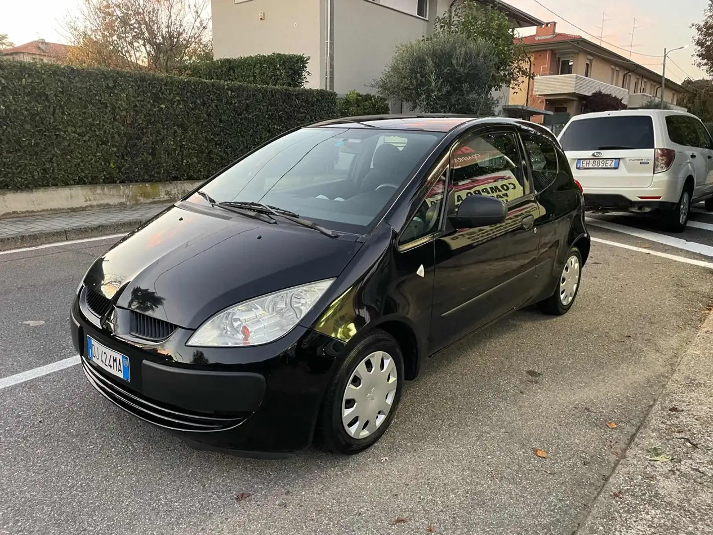 Mitsubishi Colt 1.1 12V 3p. CZ3 Sportychrome Noir - 2