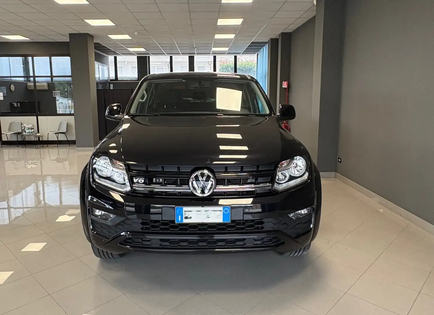 Volkswagen Amarok DC 3.0 V6 tdi Comfortline 4motion perm. 204cv auto Nero - 2