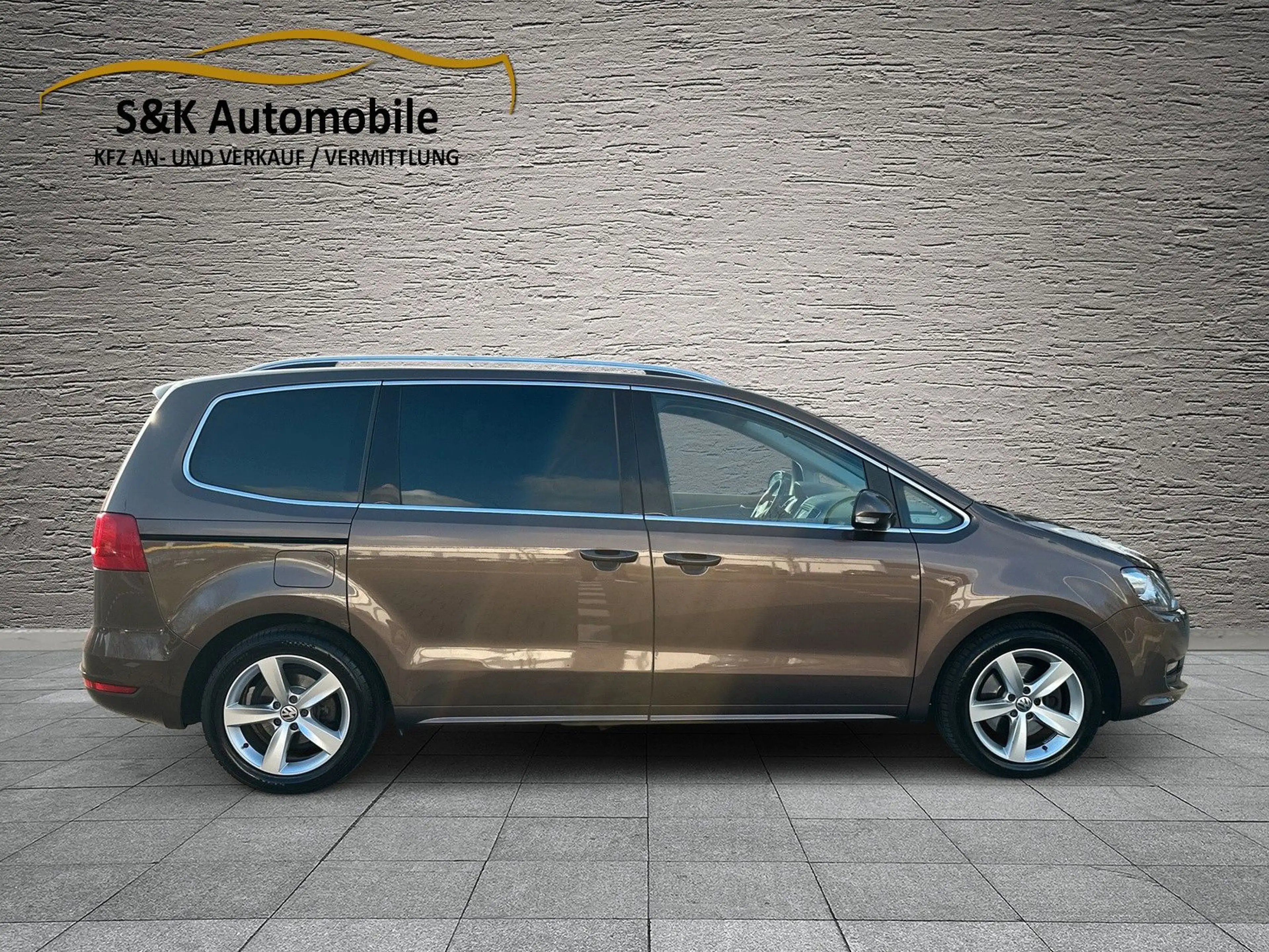 Volkswagen Sharan Highline 2.0TDI DSG/1.HAND/7 SITZER/PANO — photo 7