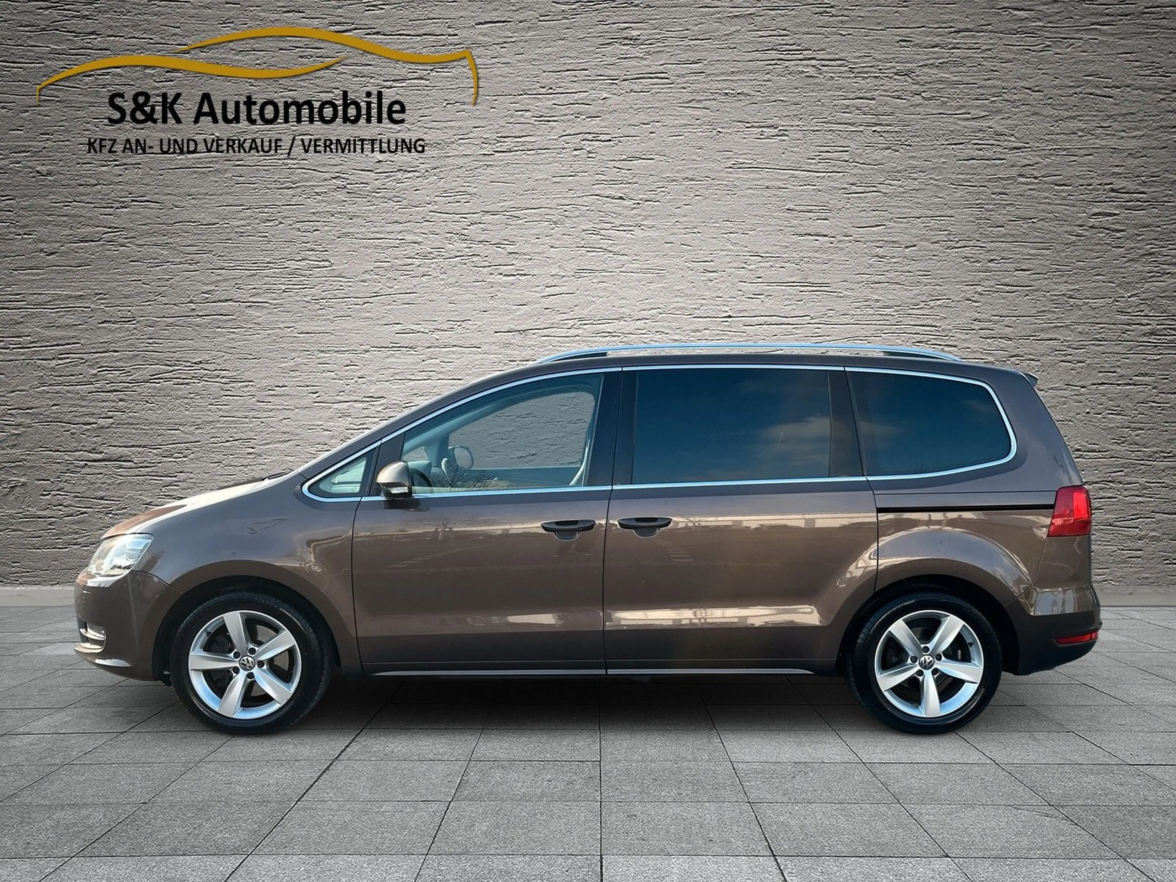 Volkswagen Sharan Highline 2.0TDI DSG/1.HAND/7 SITZER/PANO — photo 2