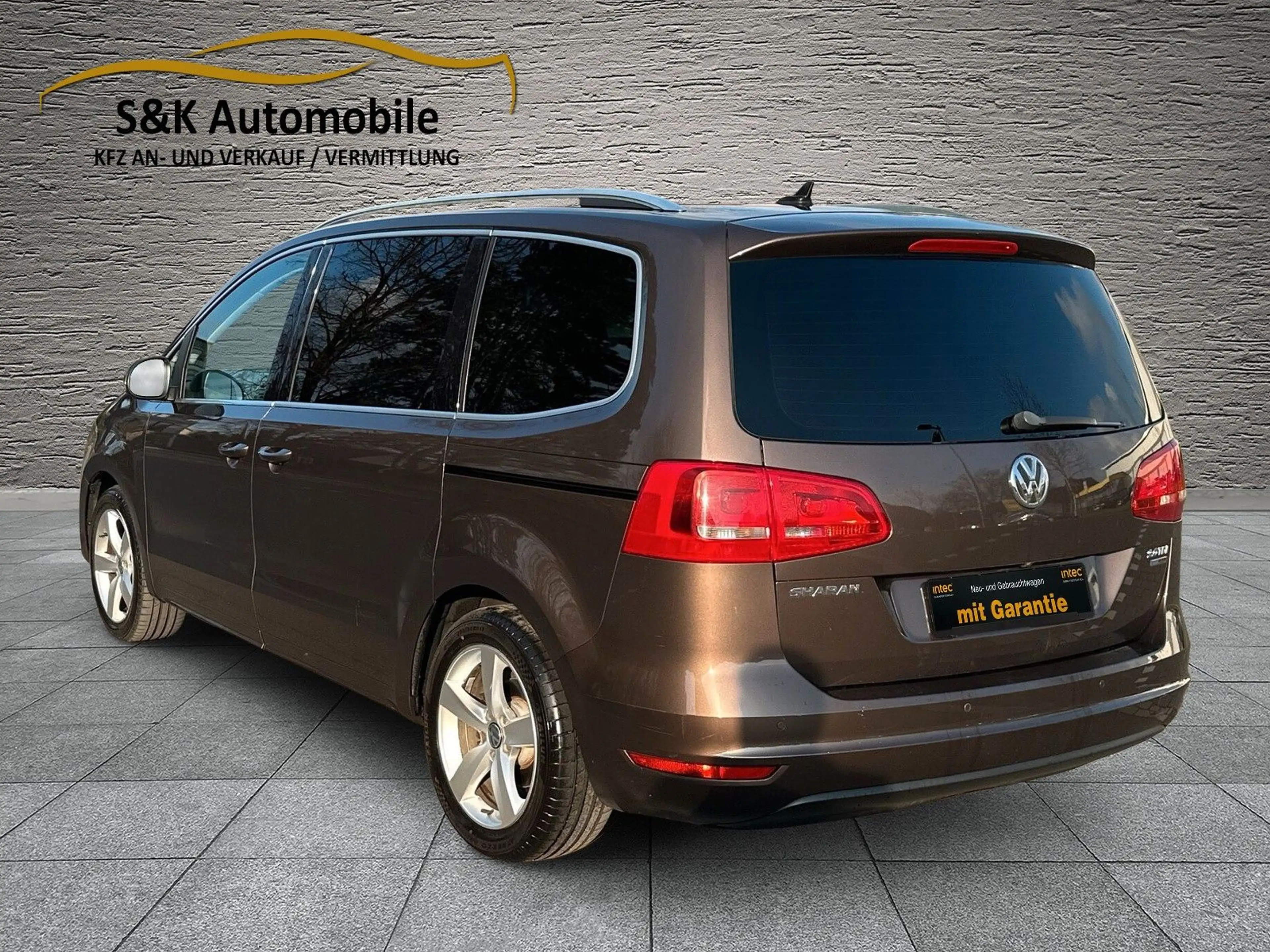 Volkswagen Sharan Highline 2.0TDI DSG/1.HAND/7 SITZER/PANO — photo 3