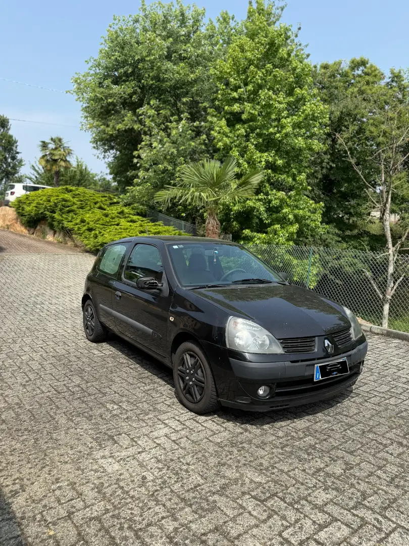 Renault Clio 3p 1.2 unicopro - 1