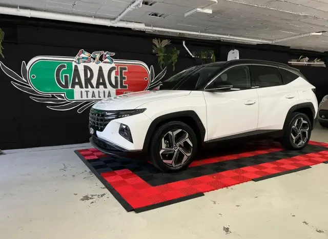 Hyundai TUCSON UNICOPROPRIETARIO - PARI NUOVO - IVA ESPOSTA