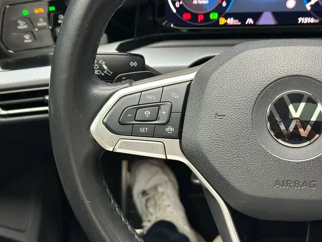 Volkswagen Golf view 15