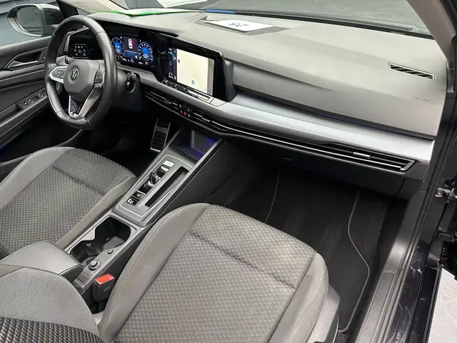 Volkswagen Golf view 10