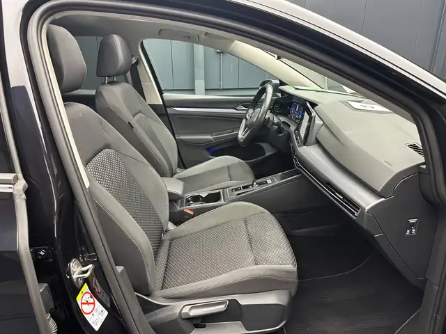Volkswagen Golf view 9