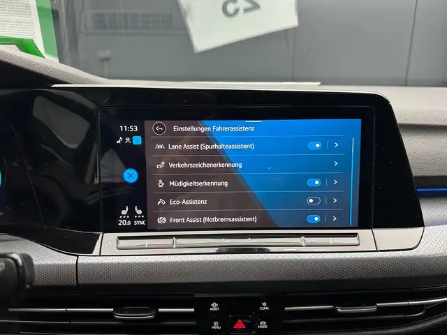 Volkswagen Golf view 23