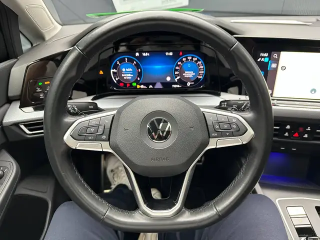 Volkswagen Golf view 14