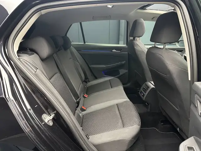 Volkswagen Golf view 26