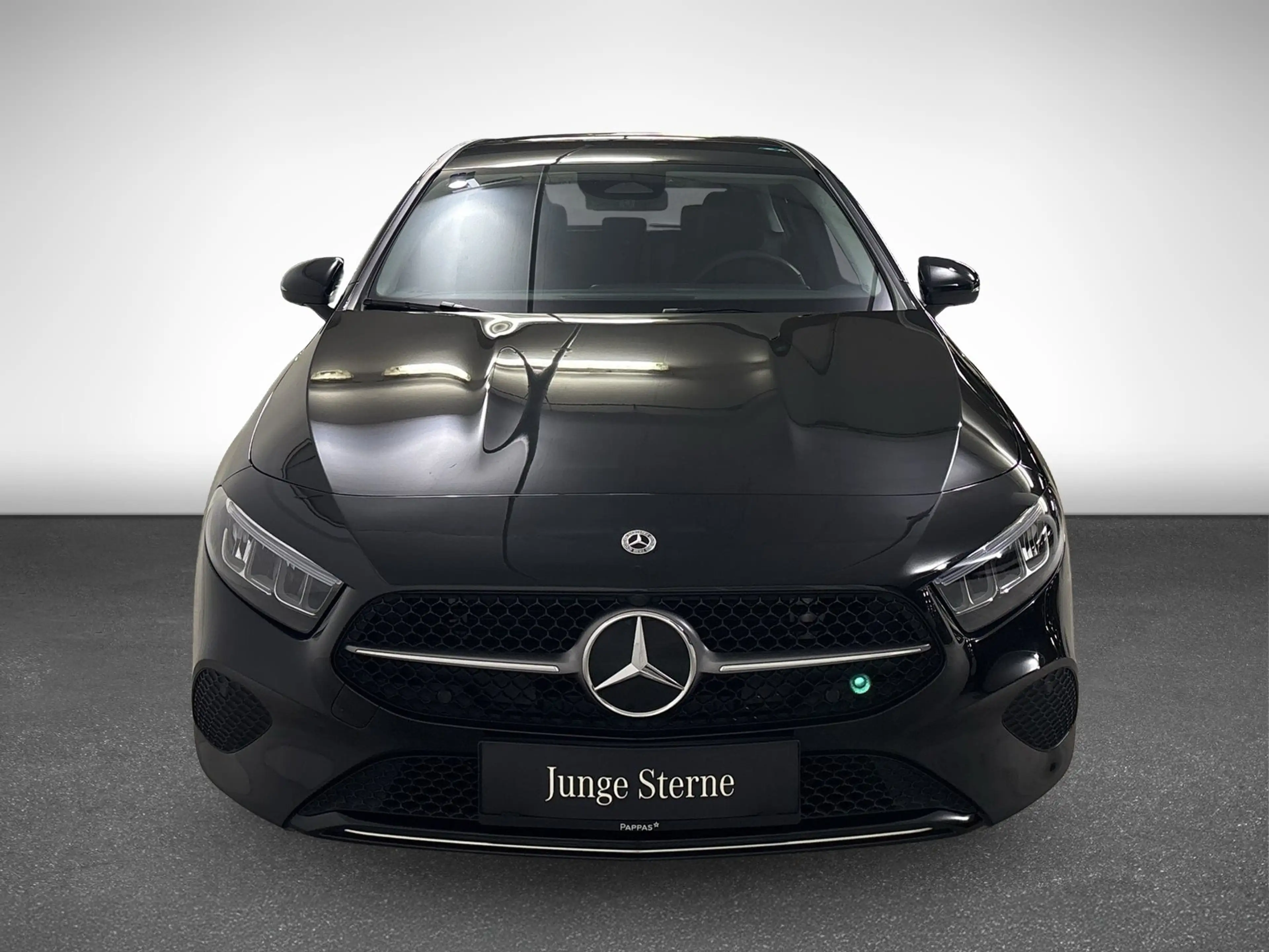 Mercedes-Benz A 180 Cam Navi SHZ — photo 4