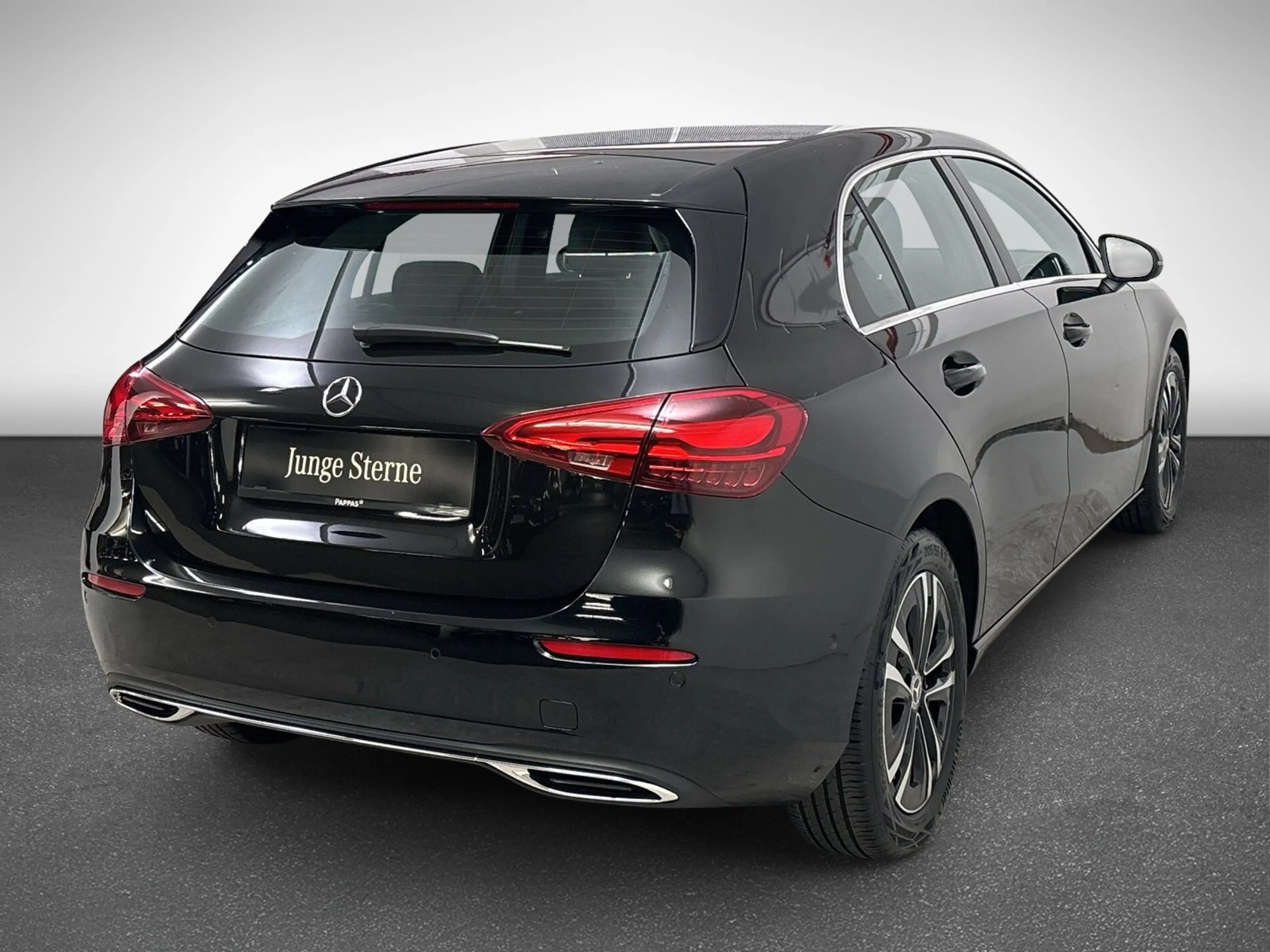 Mercedes-Benz A 180 Cam Navi SHZ — photo 6