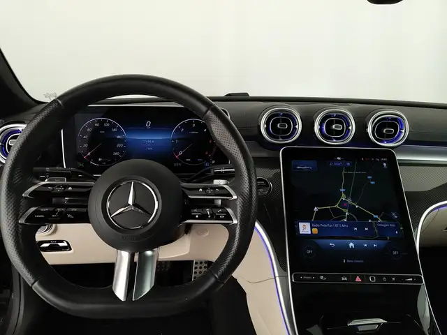 Mercedes-Benz 220 view 13