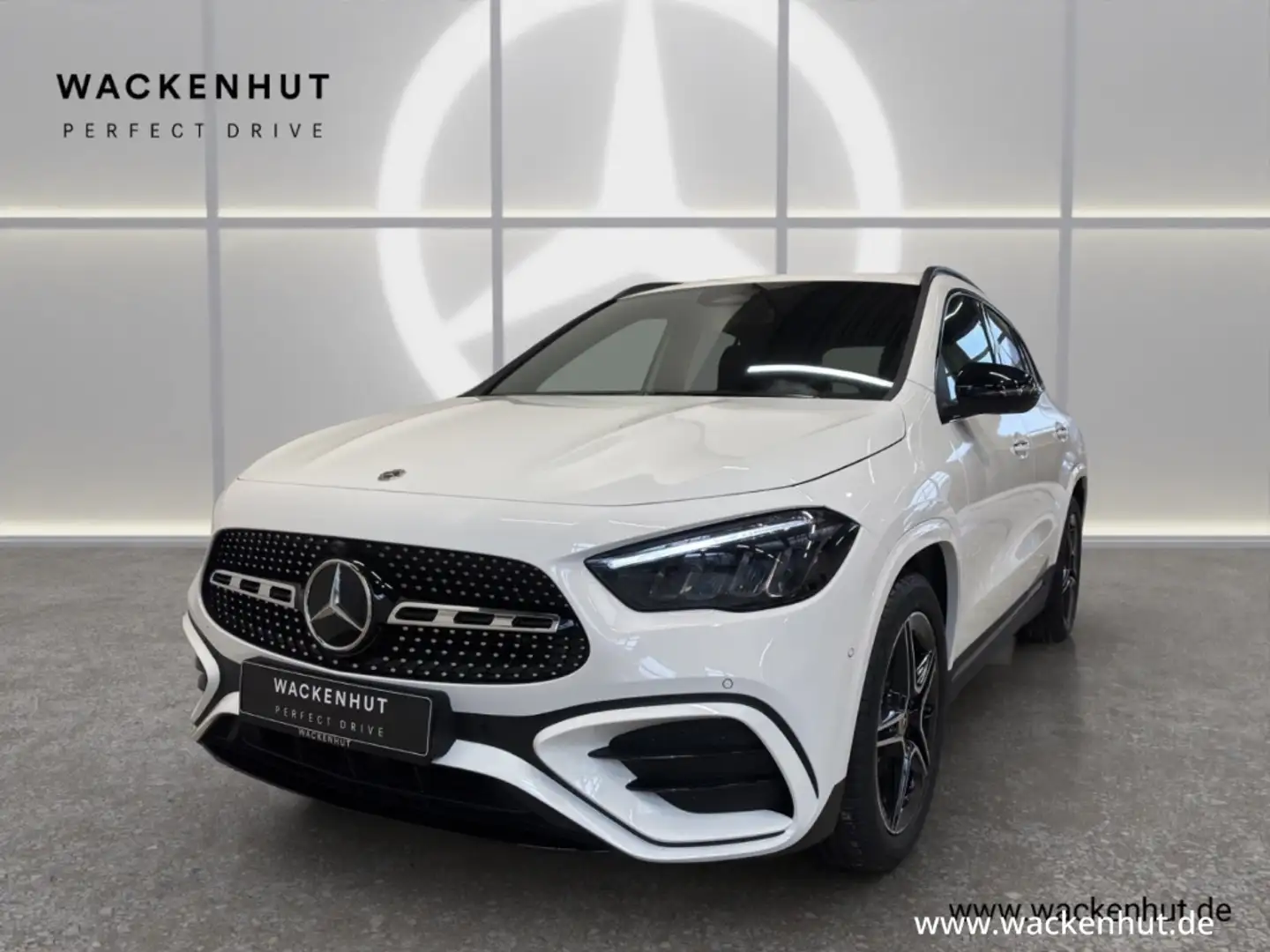 Mercedes-Benz GLA 200 AMG LINE ADVANCED NIGHT+AHK+DIST+LED+360° Weiß - 1