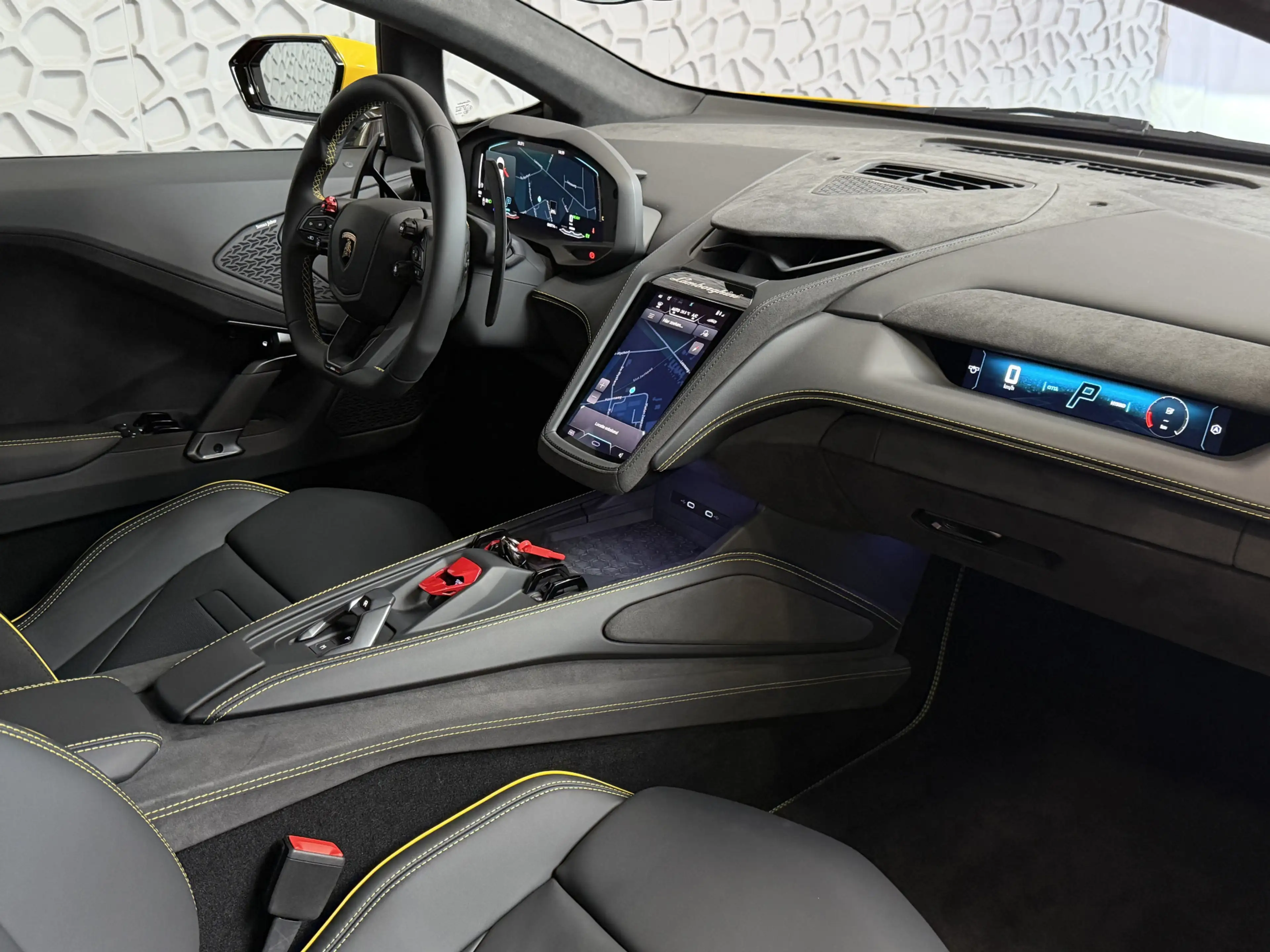 Lamborghini Temerario 4.0 V8 Giallo Auge - Lift - Sonus Faber - 5 Year W — photo 32