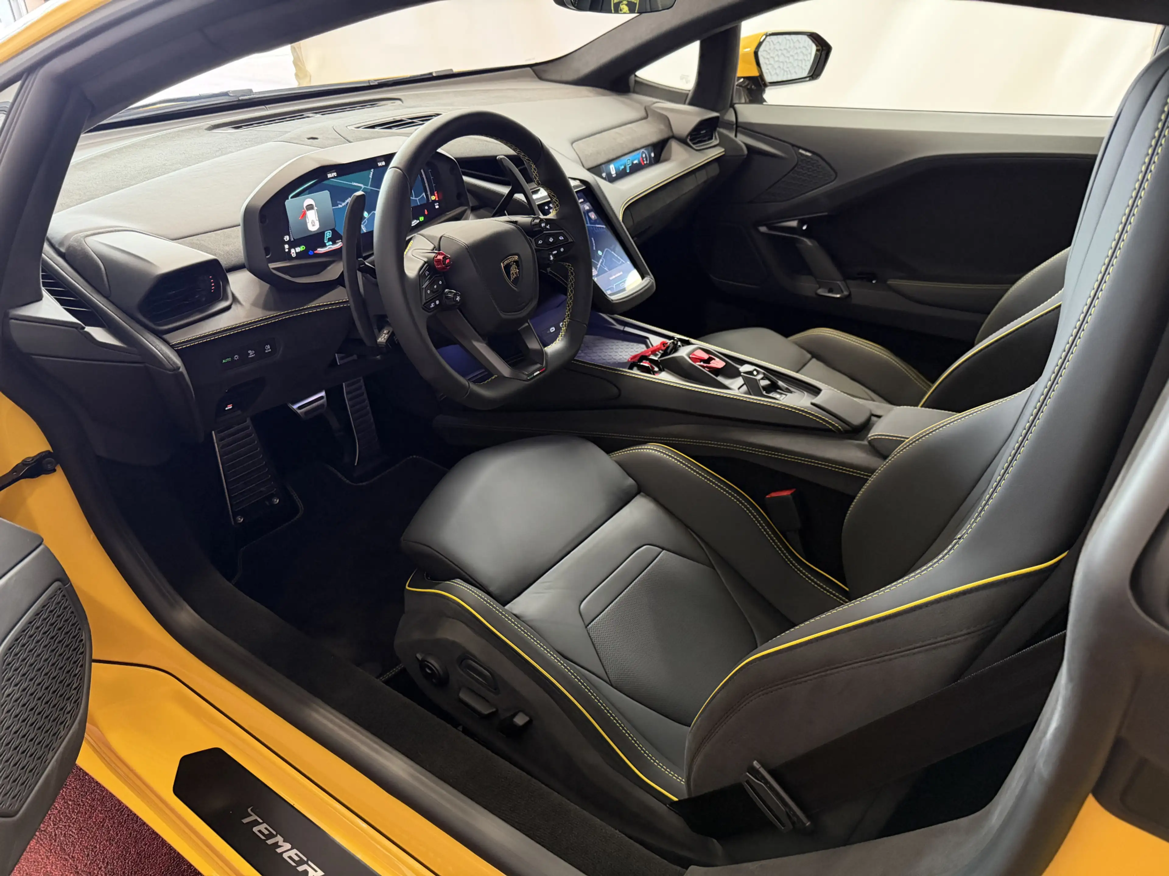 Lamborghini Temerario 4.0 V8 Giallo Auge - Lift - Sonus Faber - 5 Year W — photo 8