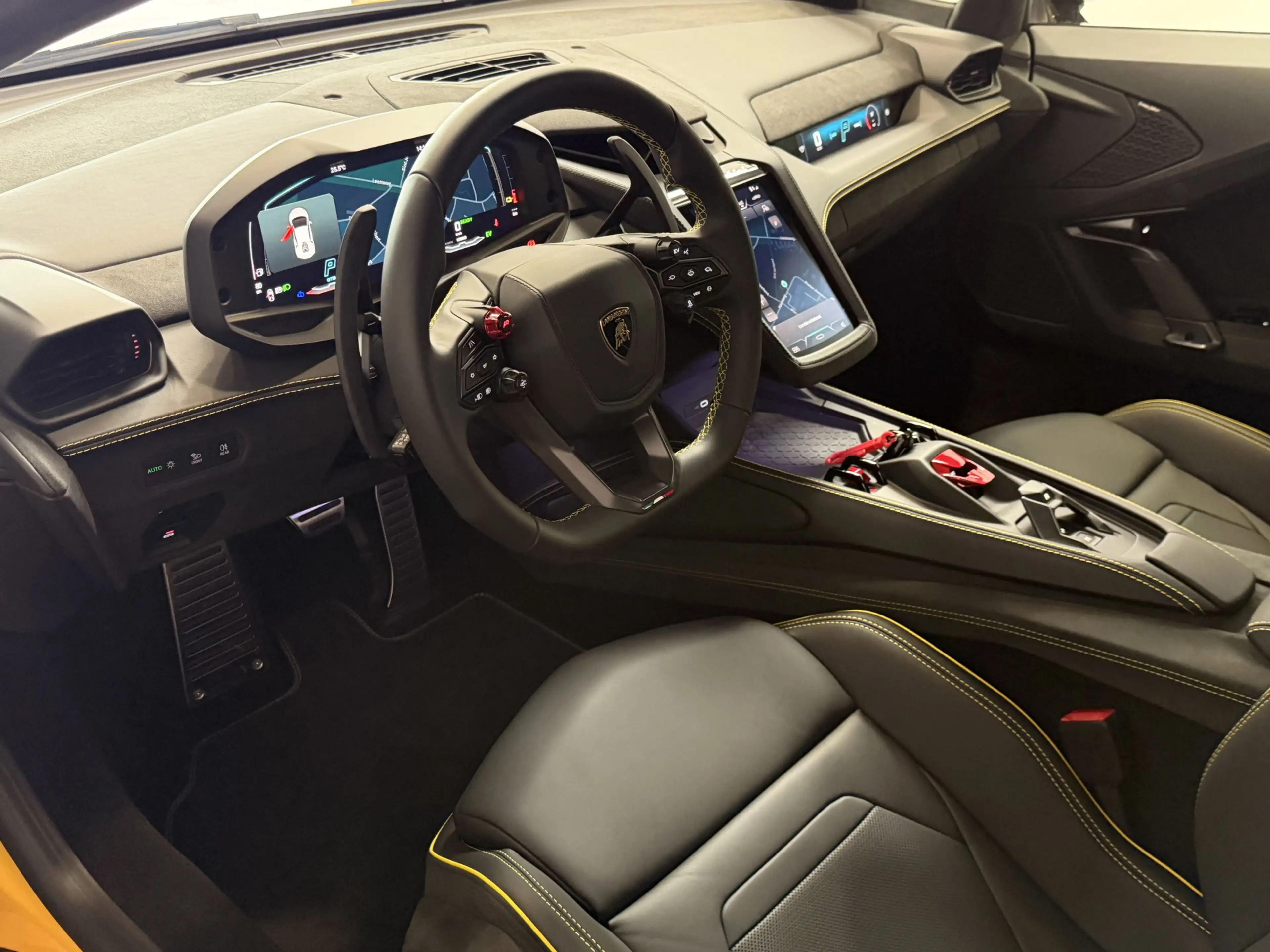 Lamborghini Temerario 4.0 V8 Giallo Auge - Lift - Sonus Faber - 5 Year W — photo 11