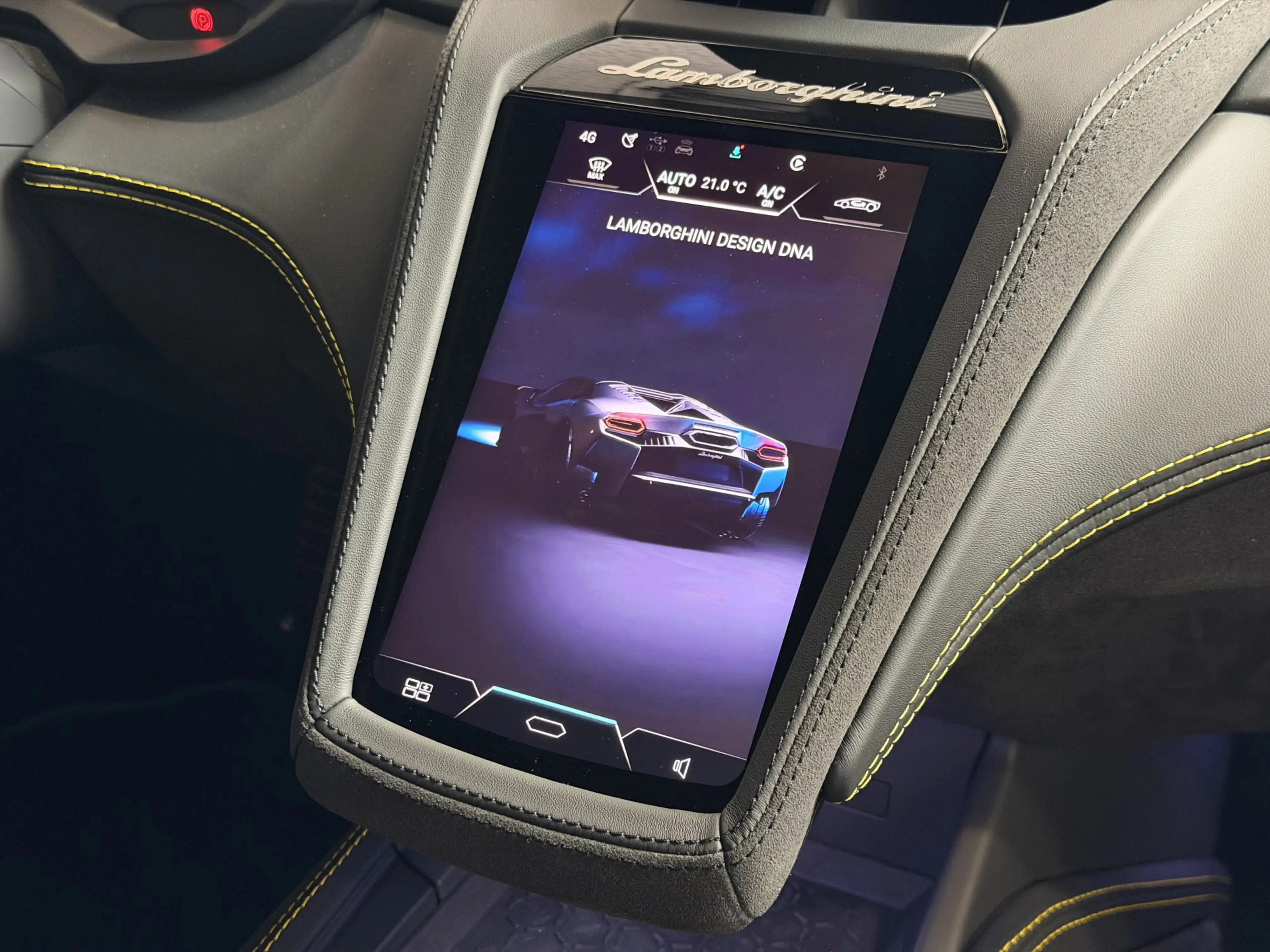Lamborghini Temerario 4.0 V8 Giallo Auge - Lift - Sonus Faber - 5 Year W — photo 50