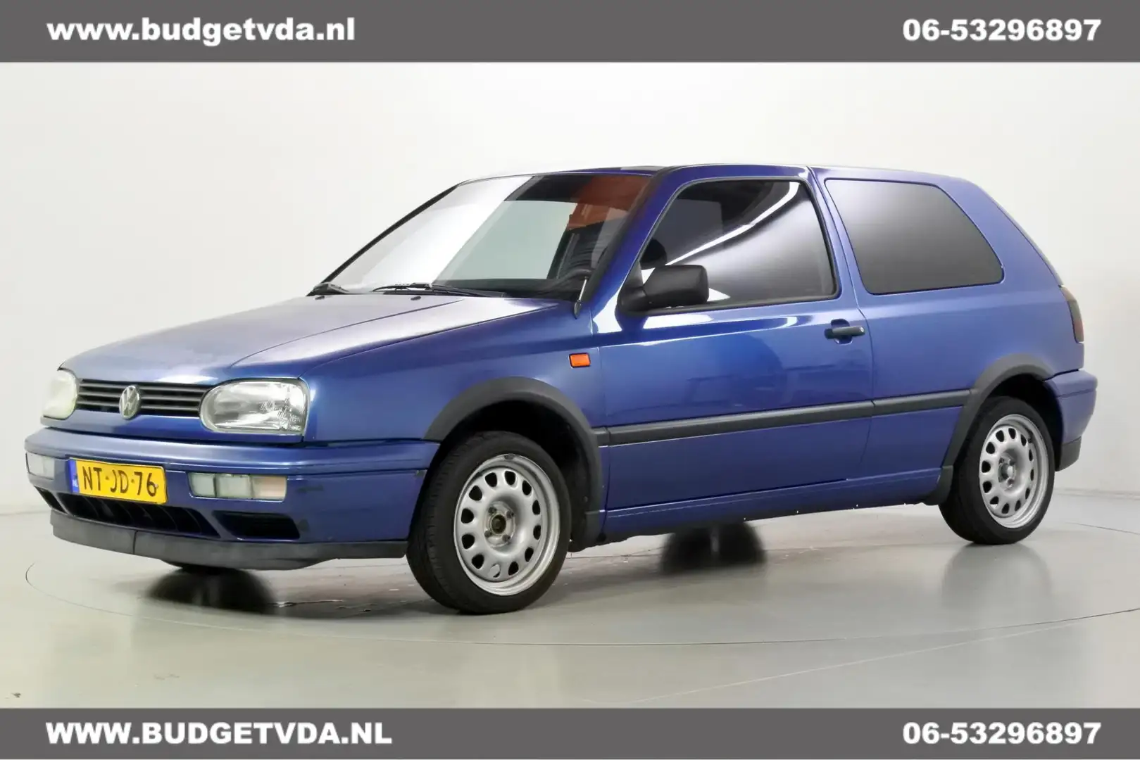 Volkswagen Golf 1.6 Milestone Modrá - 1