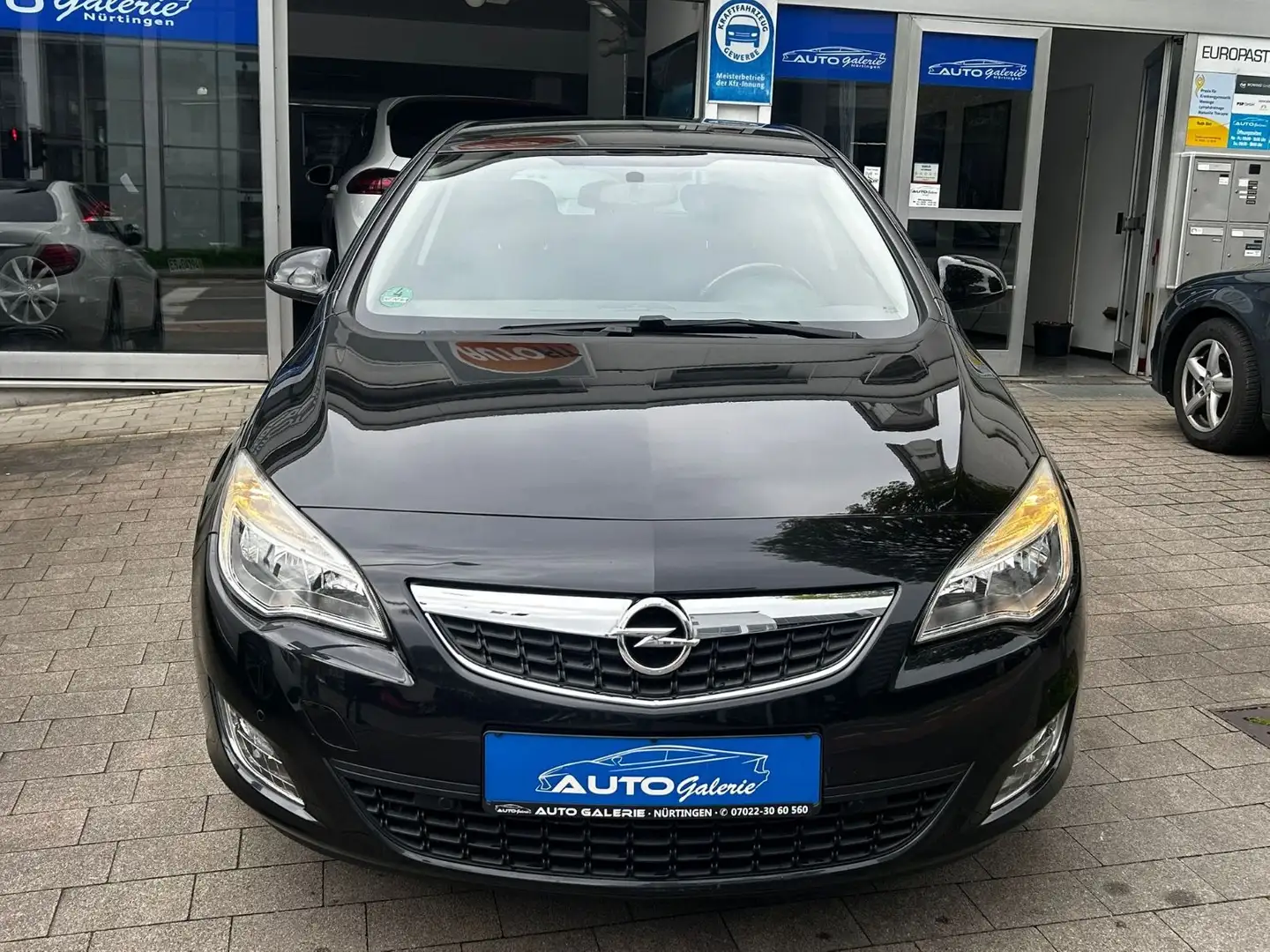 Opel Astra J Lim. 5-trg. Design Edition /LM/Parkpilot Negro - 2