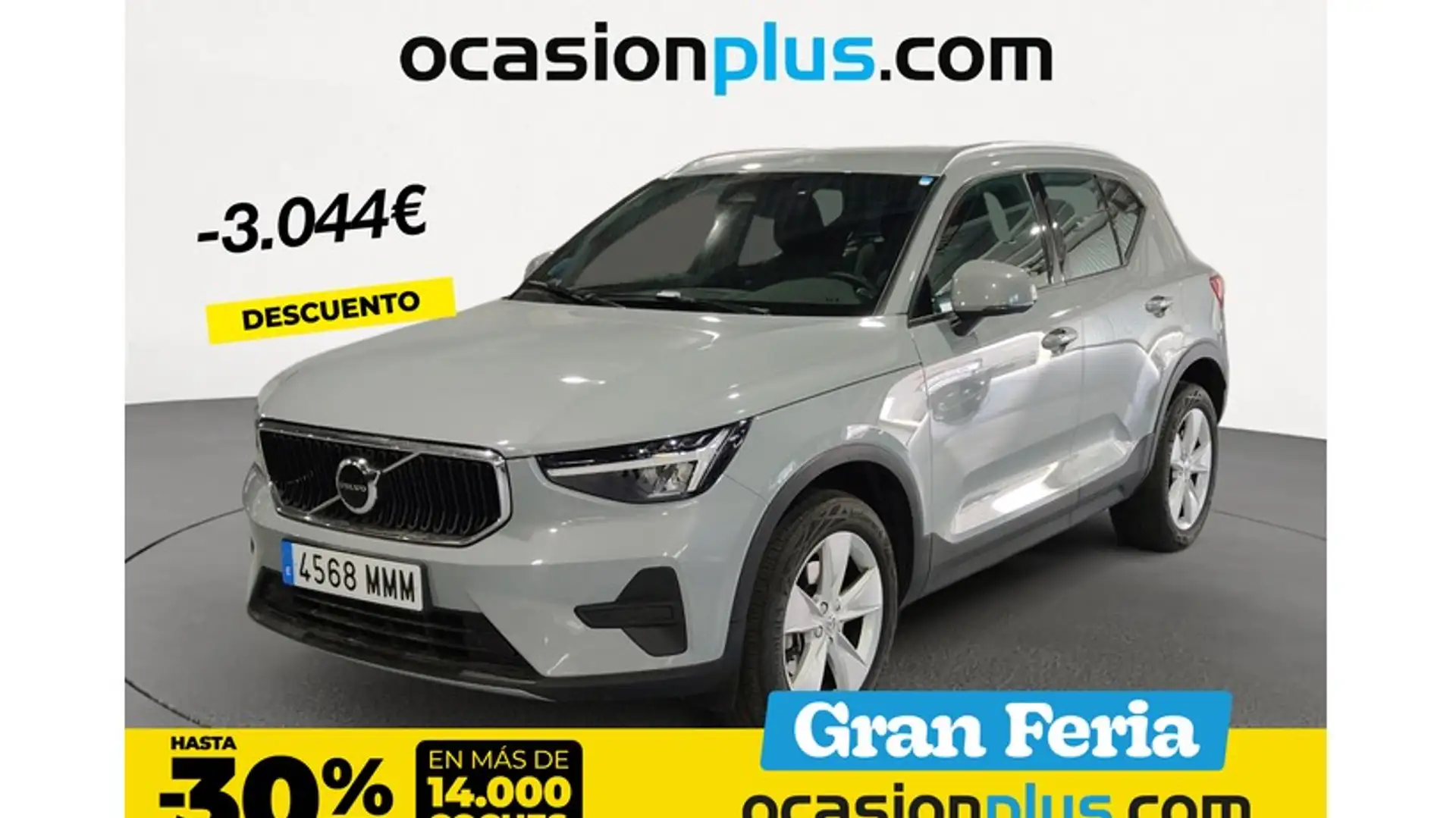 Volvo XC40 B3 Momentum Pro Aut. Gris - 1